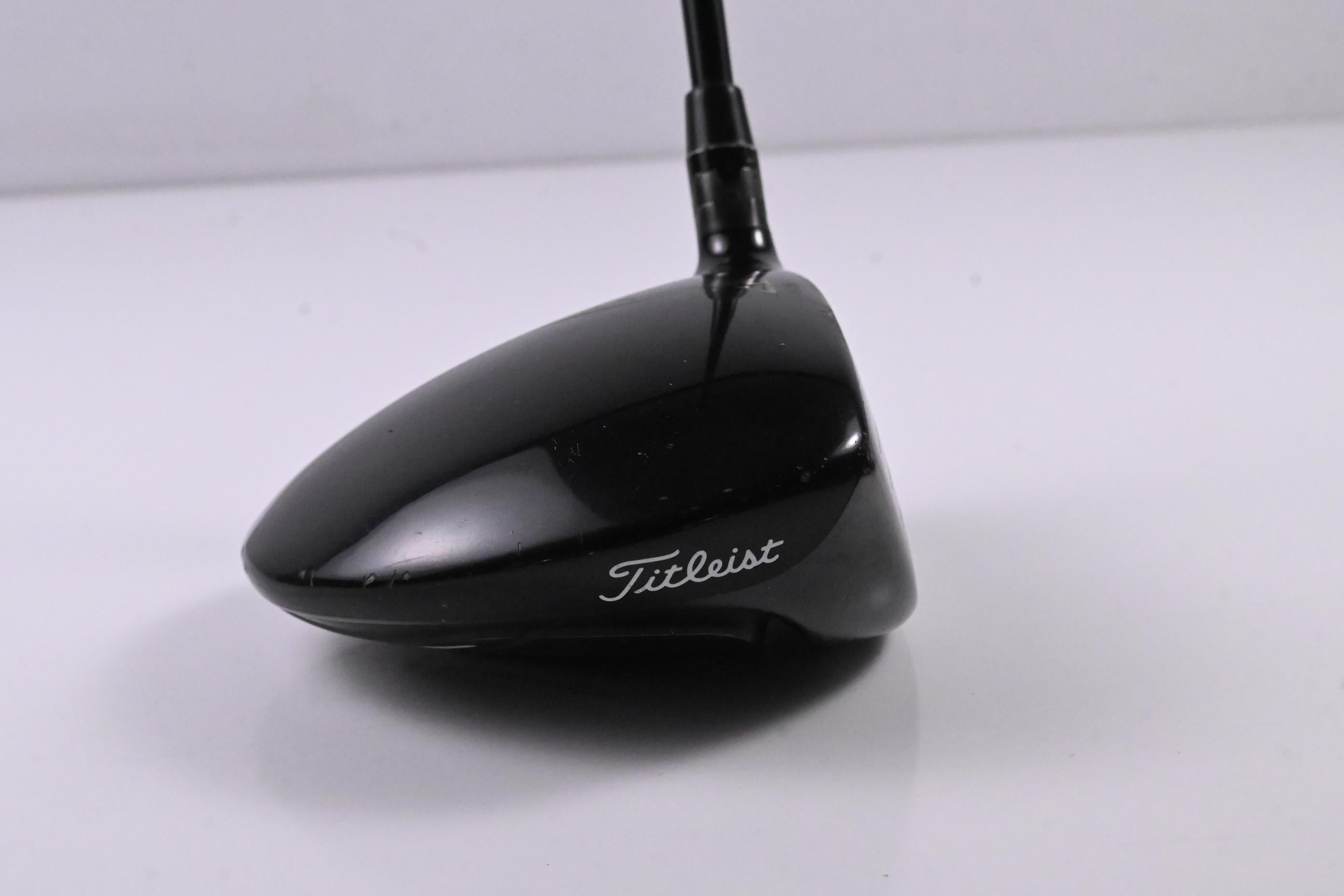 Titleist 915 D2 Driver / 9.5 Degree / Stiff Flex Tensei CK Orange 60 Shaft