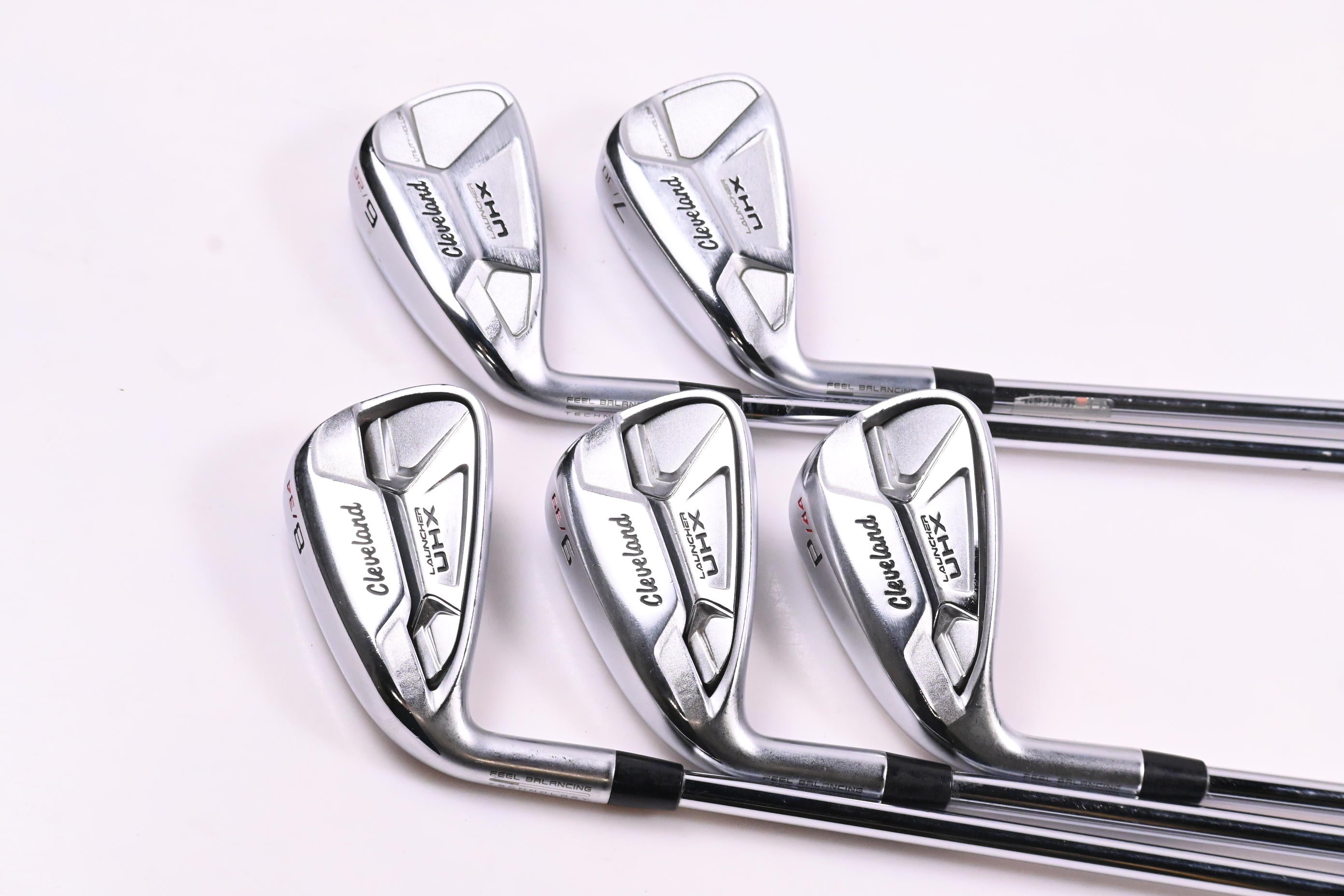 Left Hand Cleveland Launcher UHX Irons / 6-PW / Regular Flex Dynamic Gold DST 98
