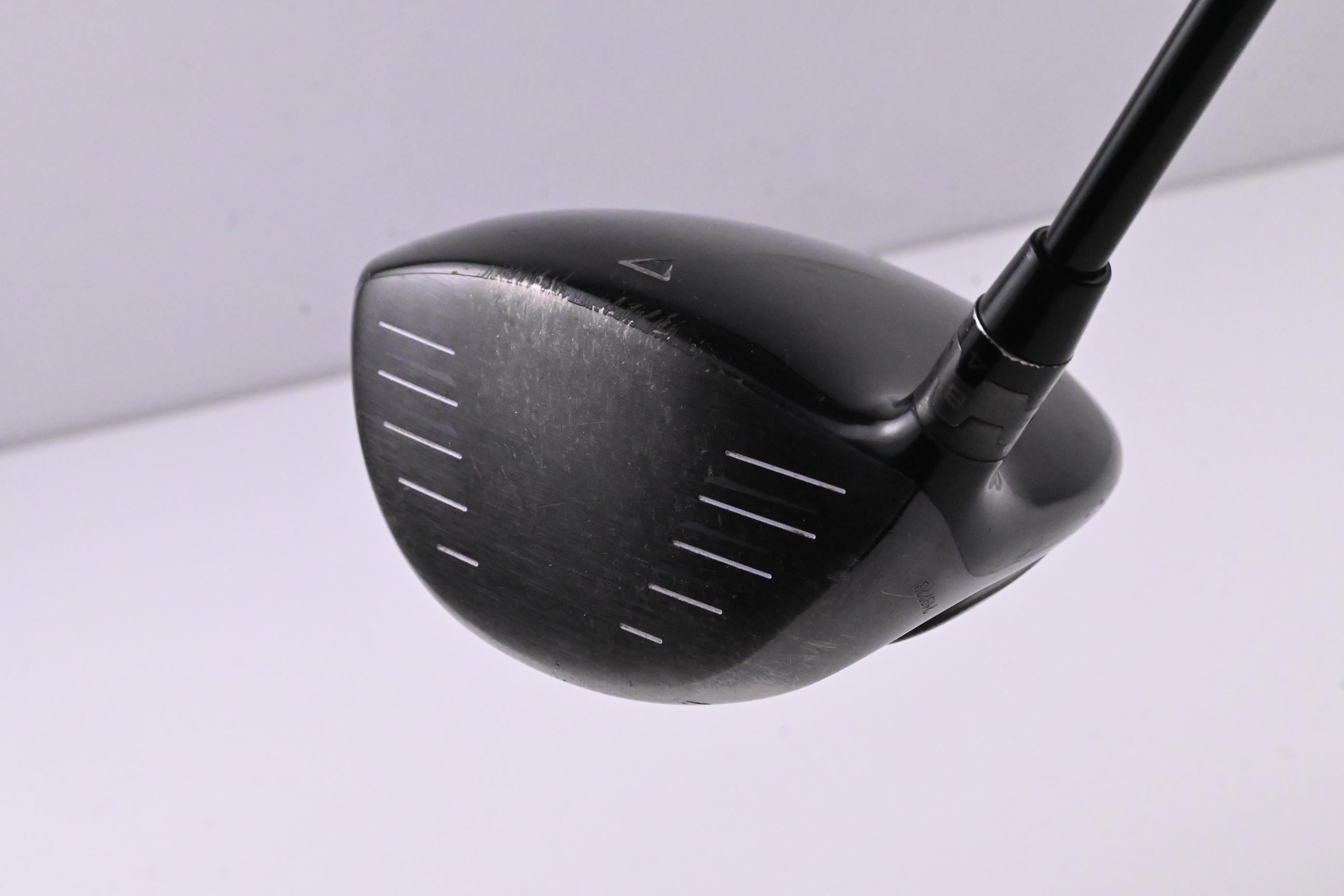 Titleist 915 D2 Driver / 9.5 Degree / Stiff Flex Tensei CK Orange 60 Shaft