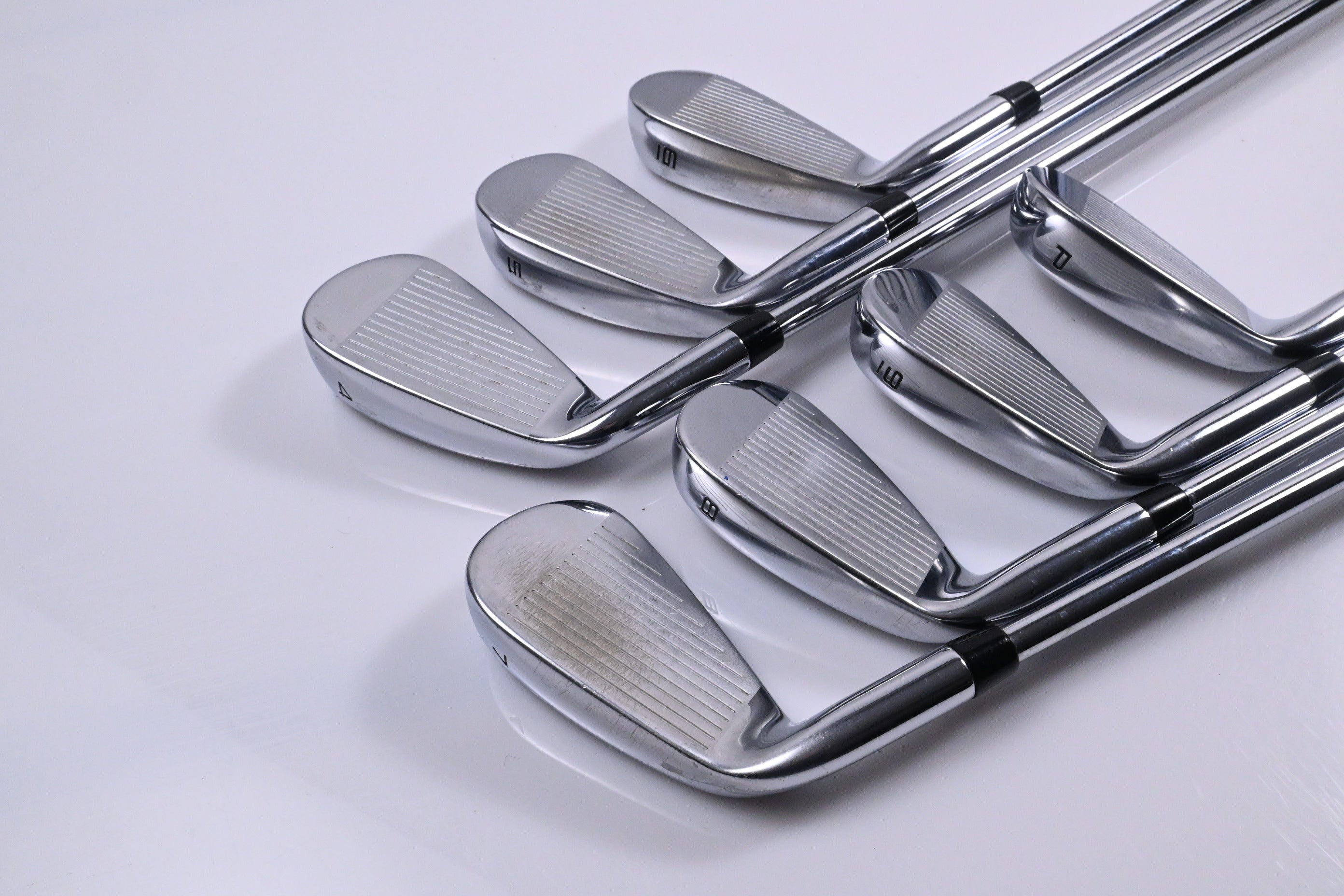 Callaway Elyte X Irons / 4-PW / Regular Flex Project X Vector 80 Shafts