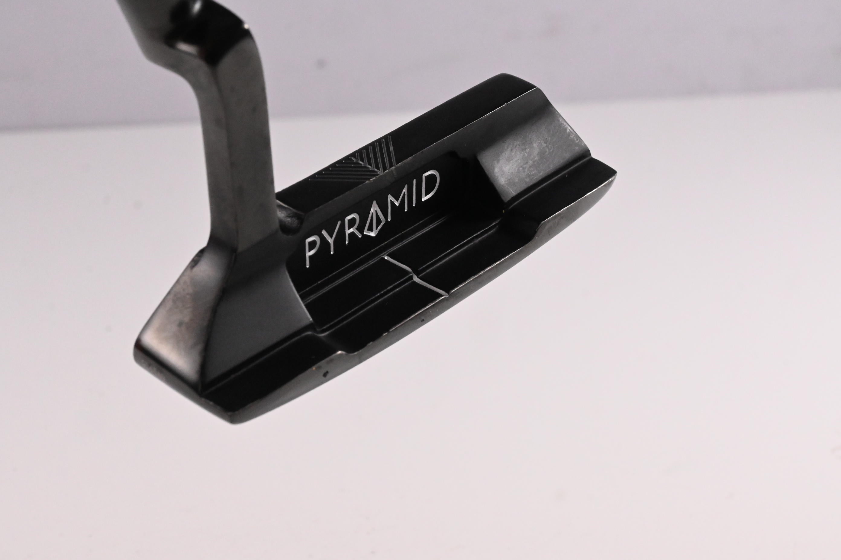 Pyramid Aztec Series  AZ-1  Putter / 33 Inch