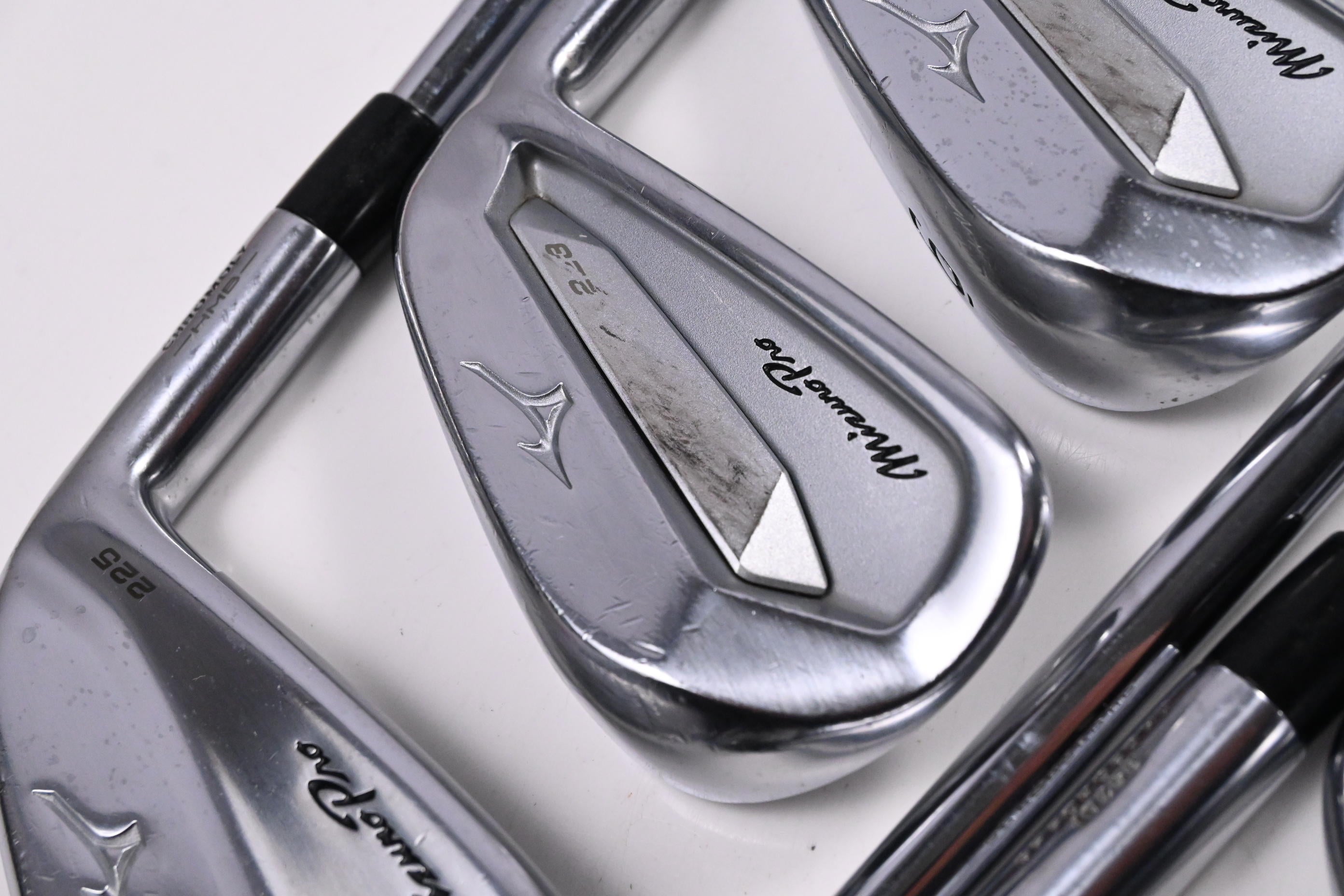 Mizuno Pro 223/225 Combo Irons / 4-PW / X-Flex Dynamic Gold X100U Shafts