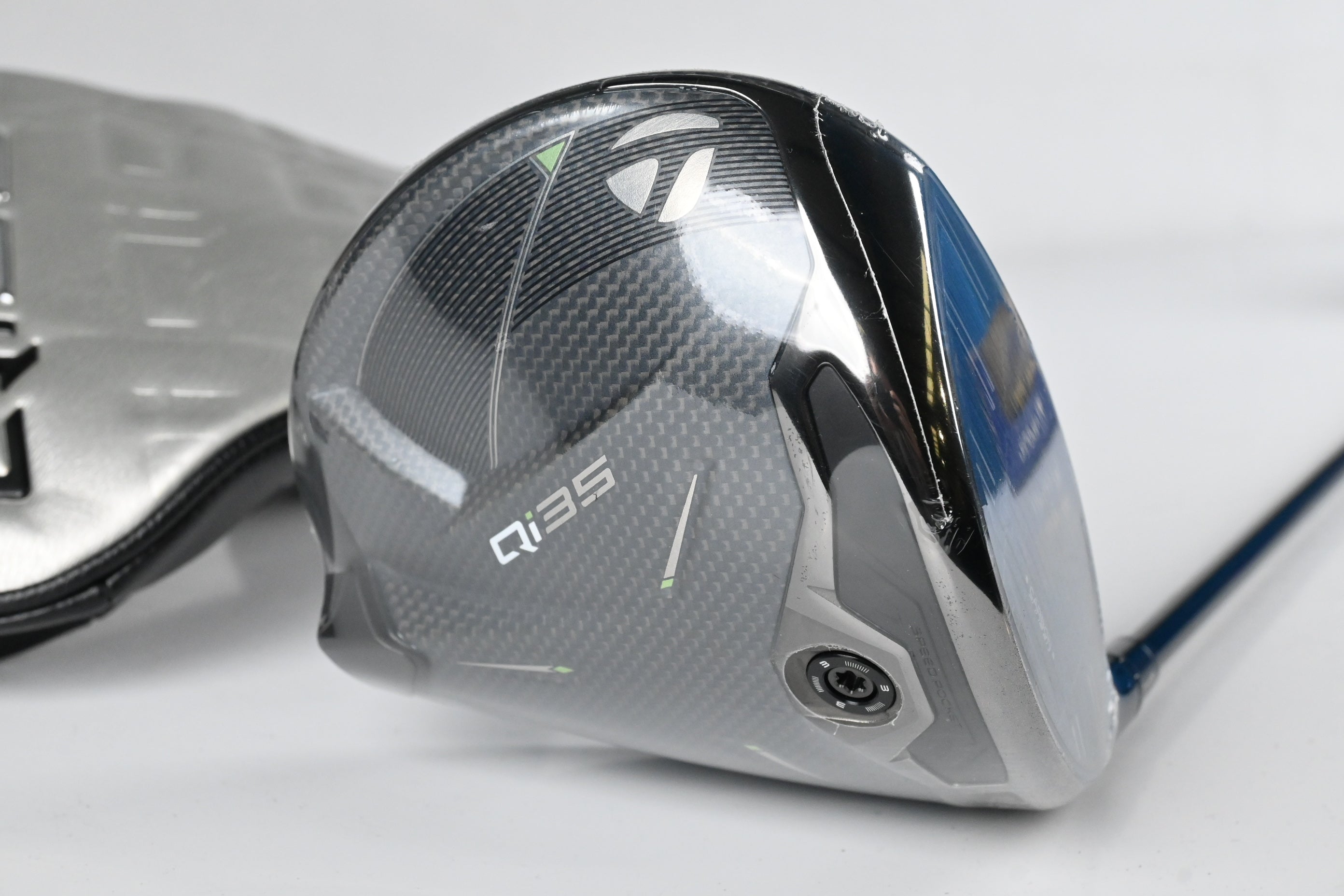 Taylormade Qi35 Driver / 9 Degree / Regular Flex KBS MAX HL 50 Shaft