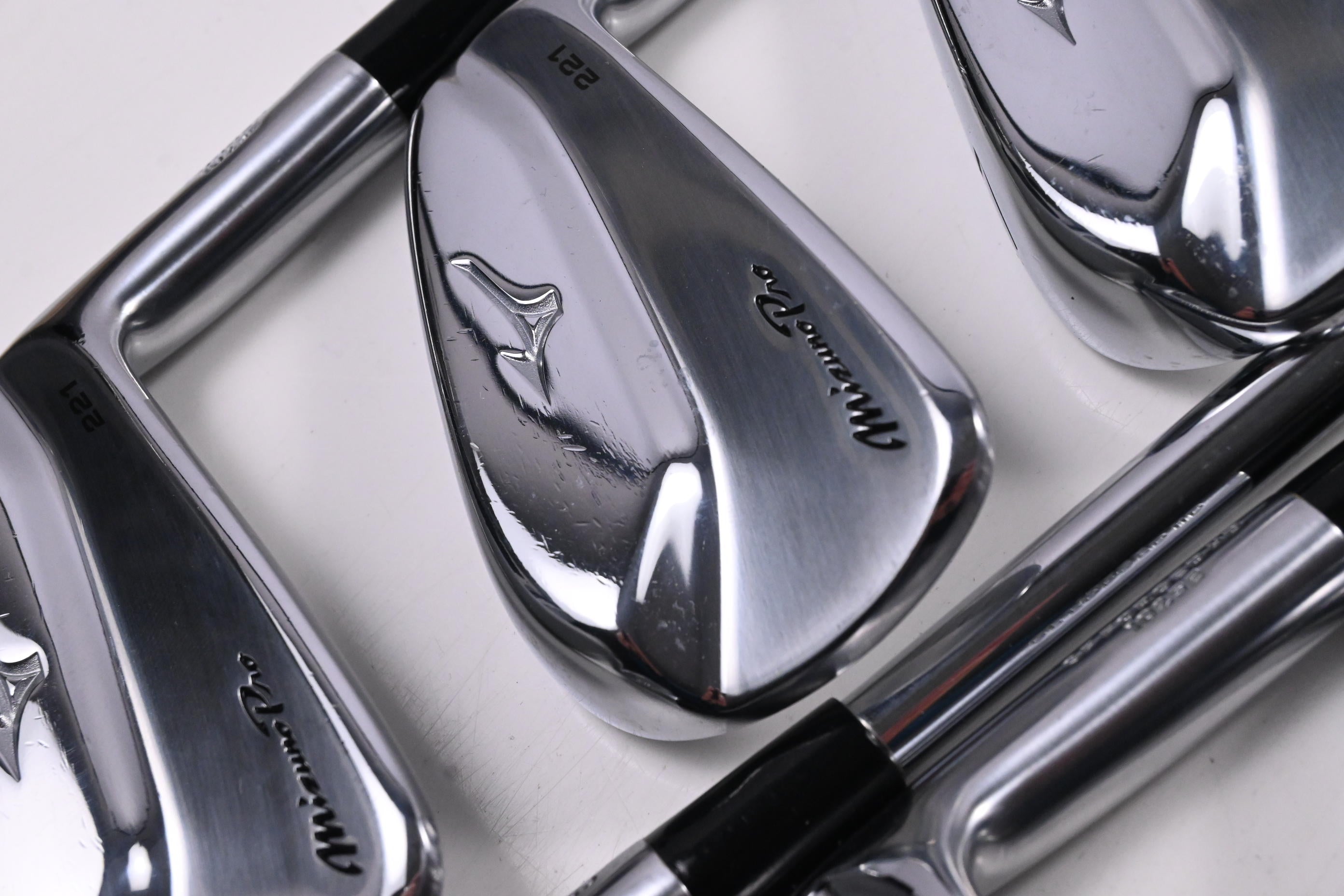 Mizuno Pro 221 Irons / 5-PW / Stiff Flex True Temper Dynamic Gold S300 Shafts