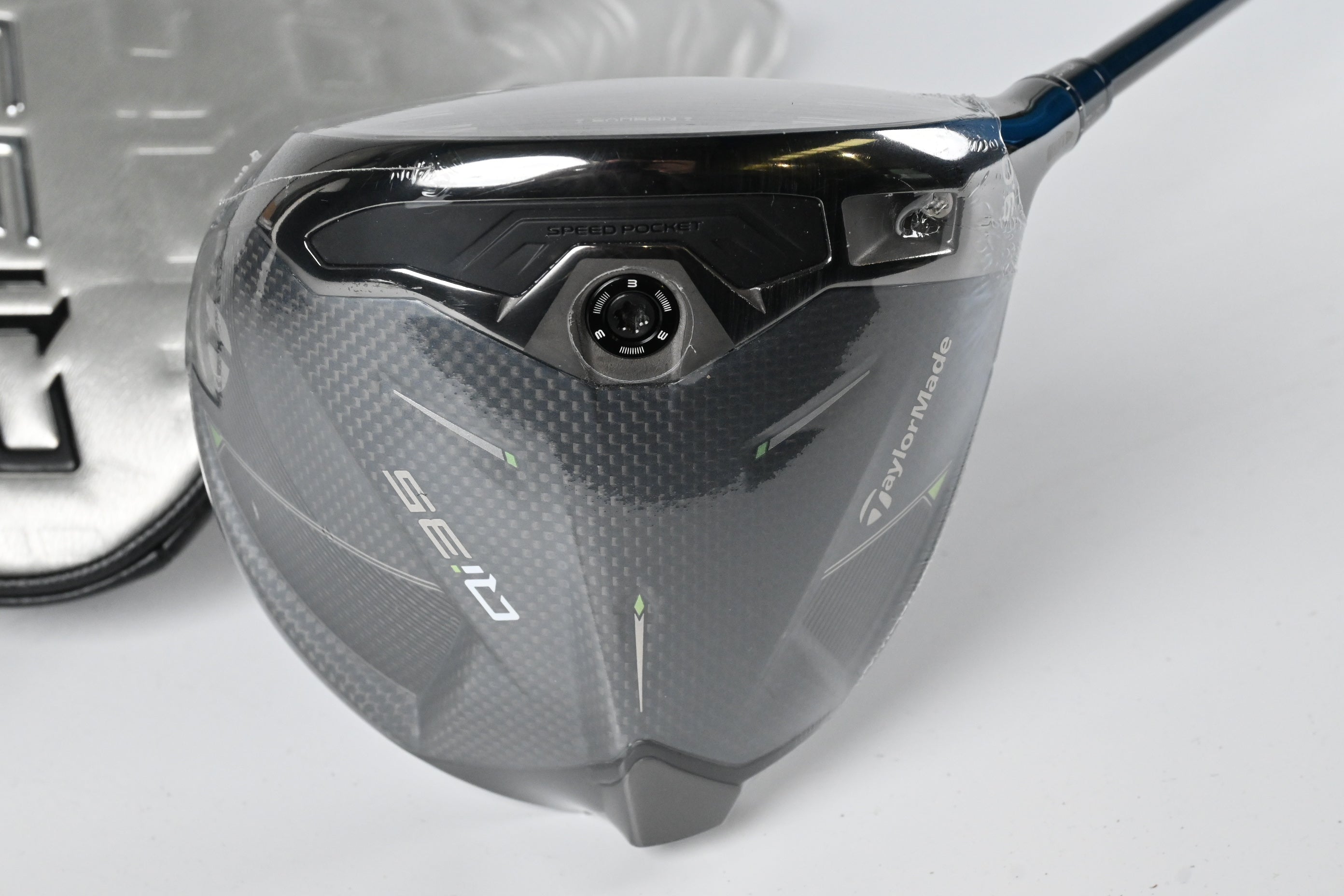 Taylormade Qi35 Driver / 9 Degree / Regular Flex KBS MAX HL 50 Shaft