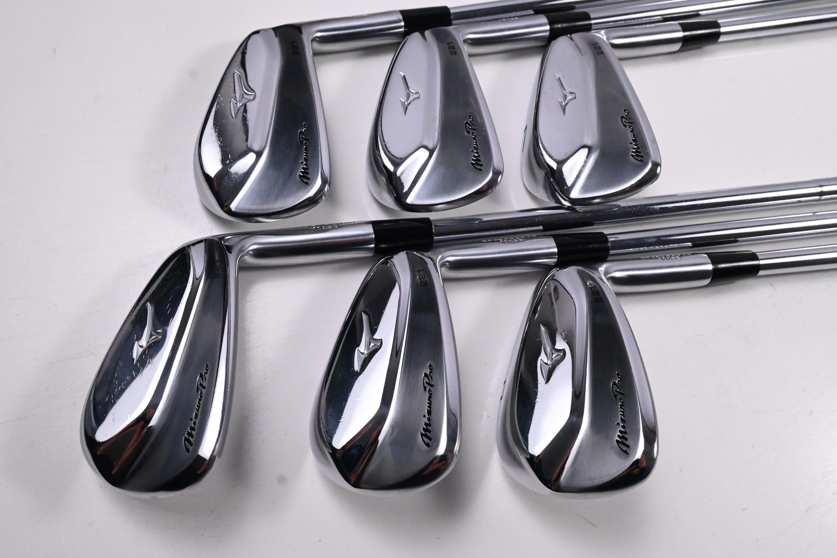 Mizuno Pro 221 Irons / 5-PW / Stiff Flex True Temper Dynamic Gold S300 Shafts