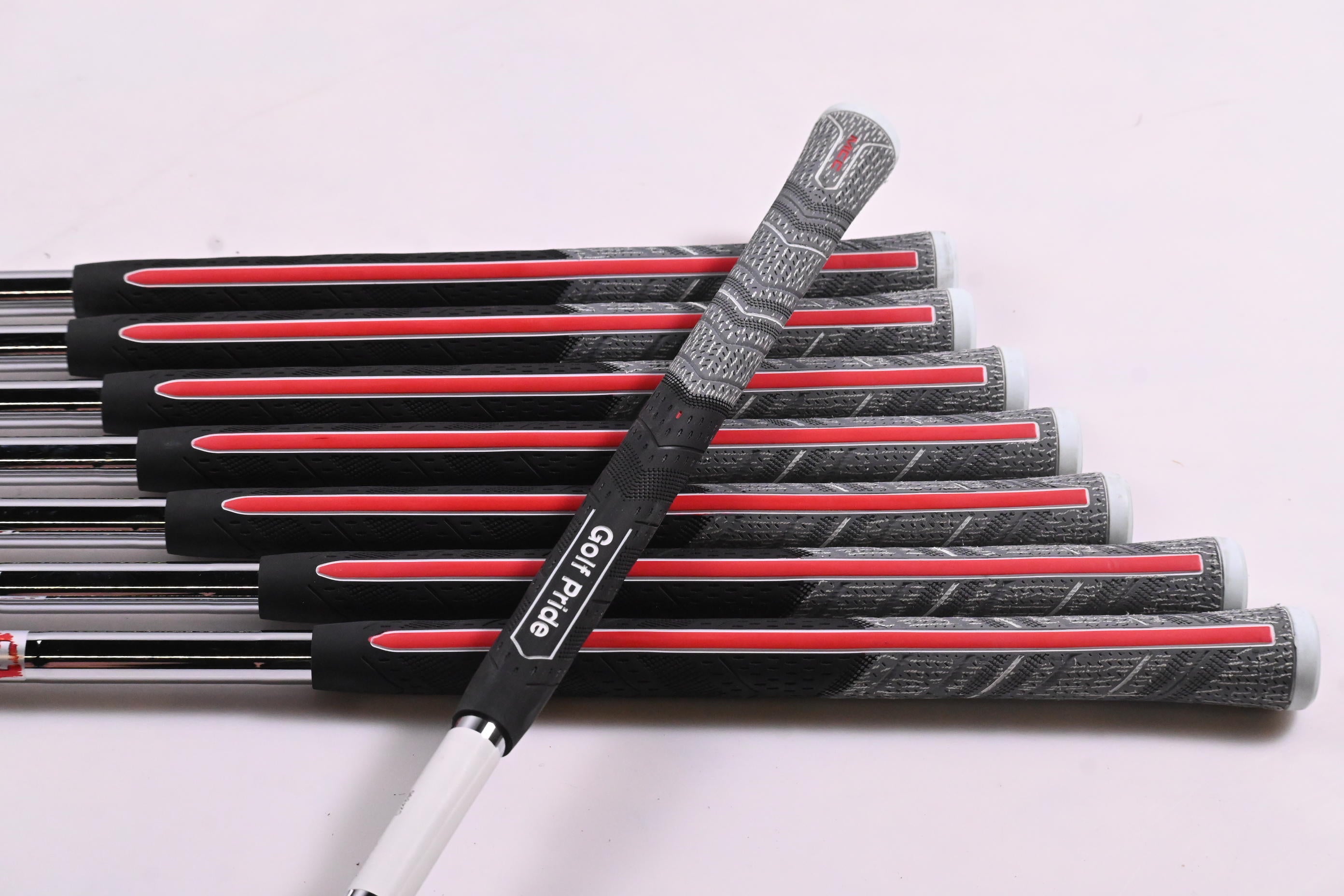 Mizuno JPX 925 Hot Metal Pro Irons / 4-PW+GW / Stiff Flex KBS Tour Lite Shafts