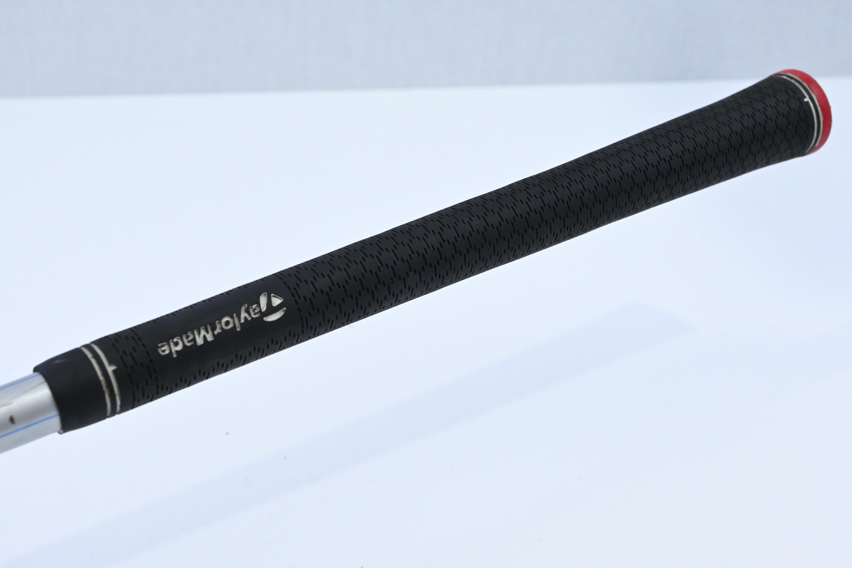 Taylormade SLDR #3 Hybrid / 19 Degree / Stiff Flex Fujikura Speeder 82 Shaft