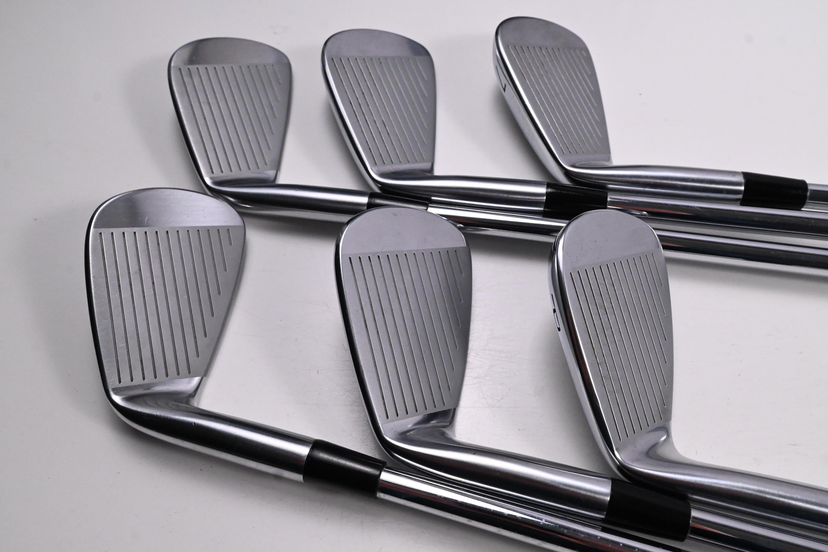 Mizuno Pro 221 Irons / 5-PW / Stiff Flex True Temper Dynamic Gold S300 Shafts