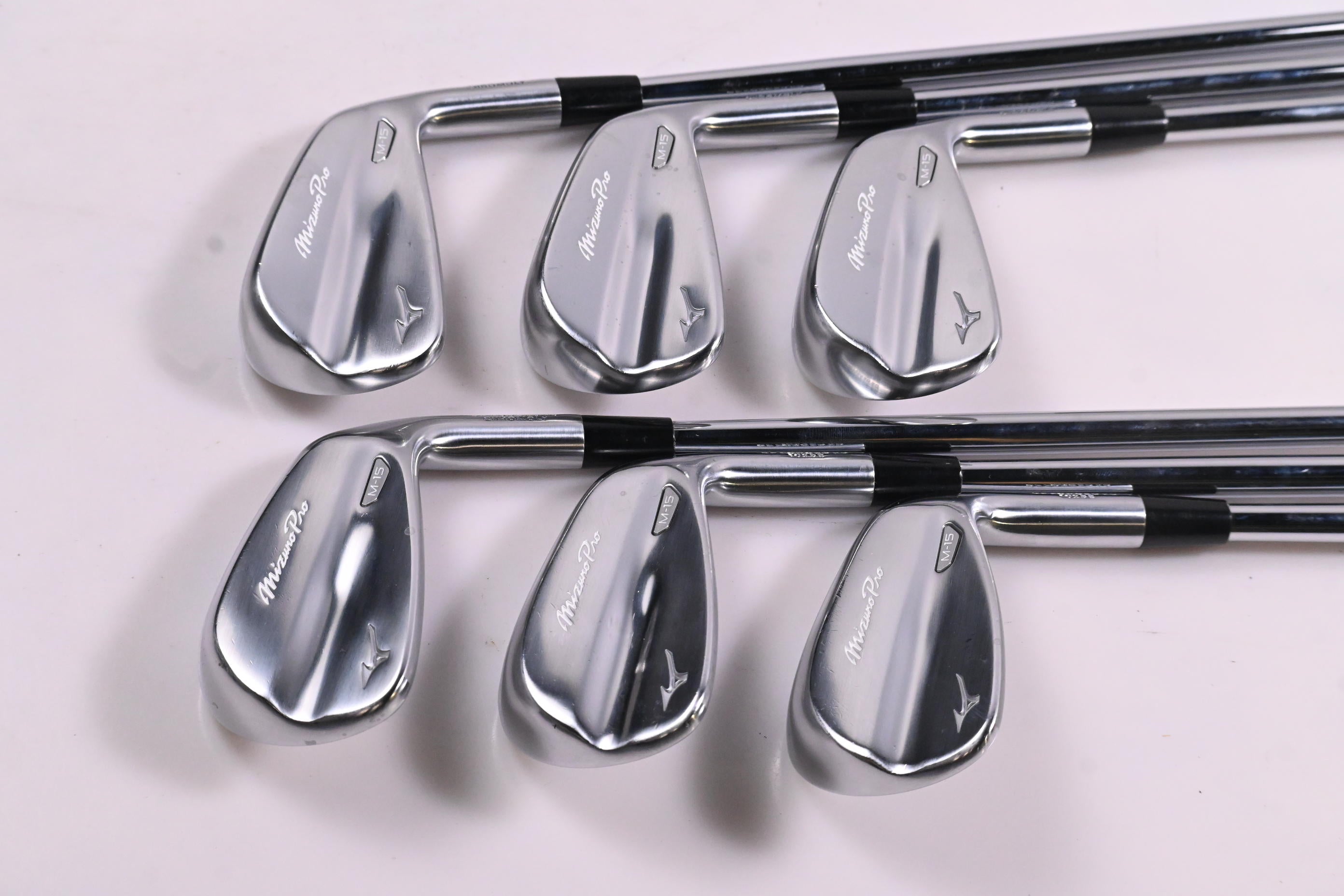 Mizuno Pro M-15 Irons / 5-PW / Regular Flex Dynamic Gold 105 R300 Shafts