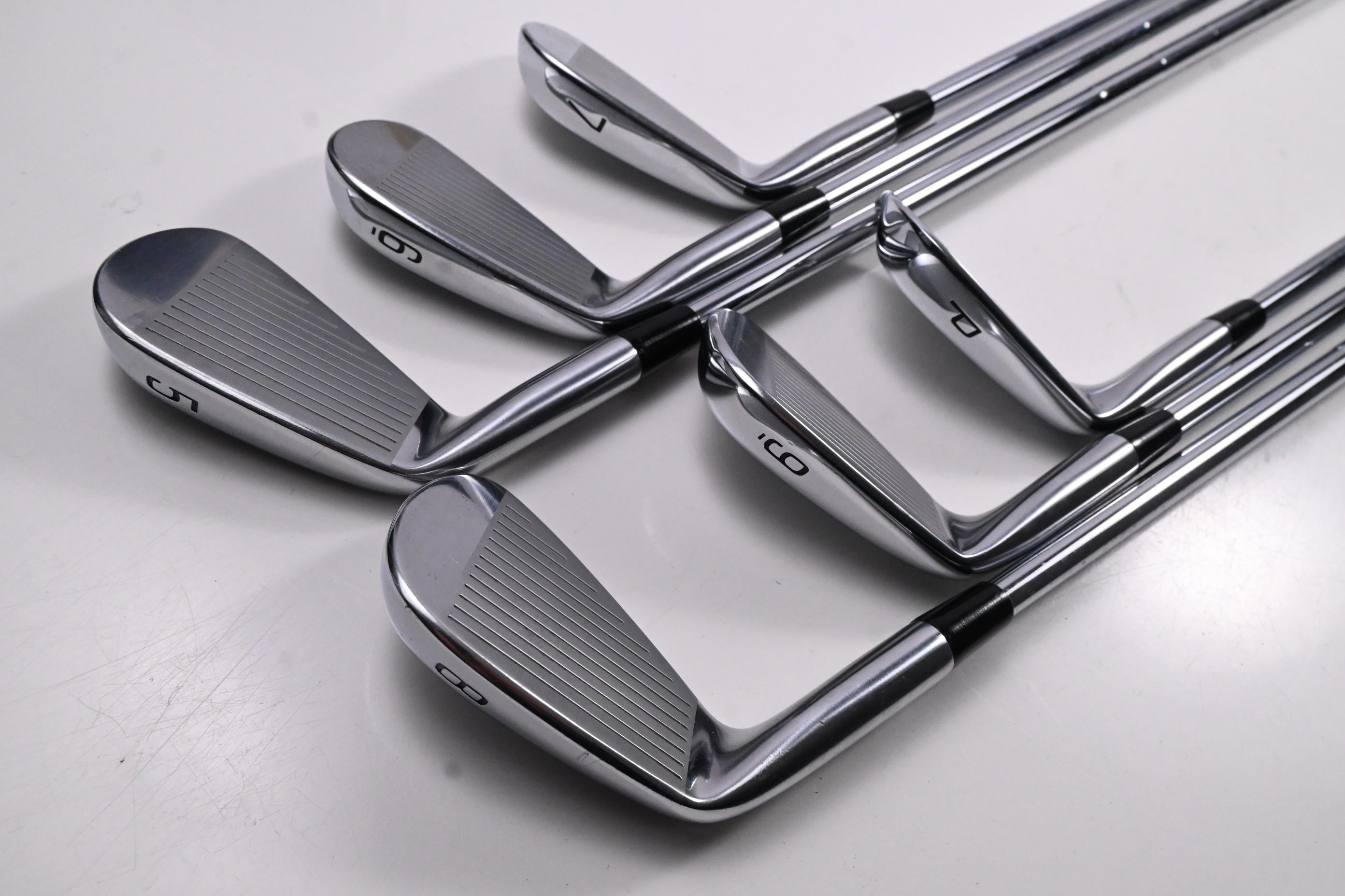 Mizuno Pro 221 Irons / 5-PW / Stiff Flex True Temper Dynamic Gold S300 Shafts