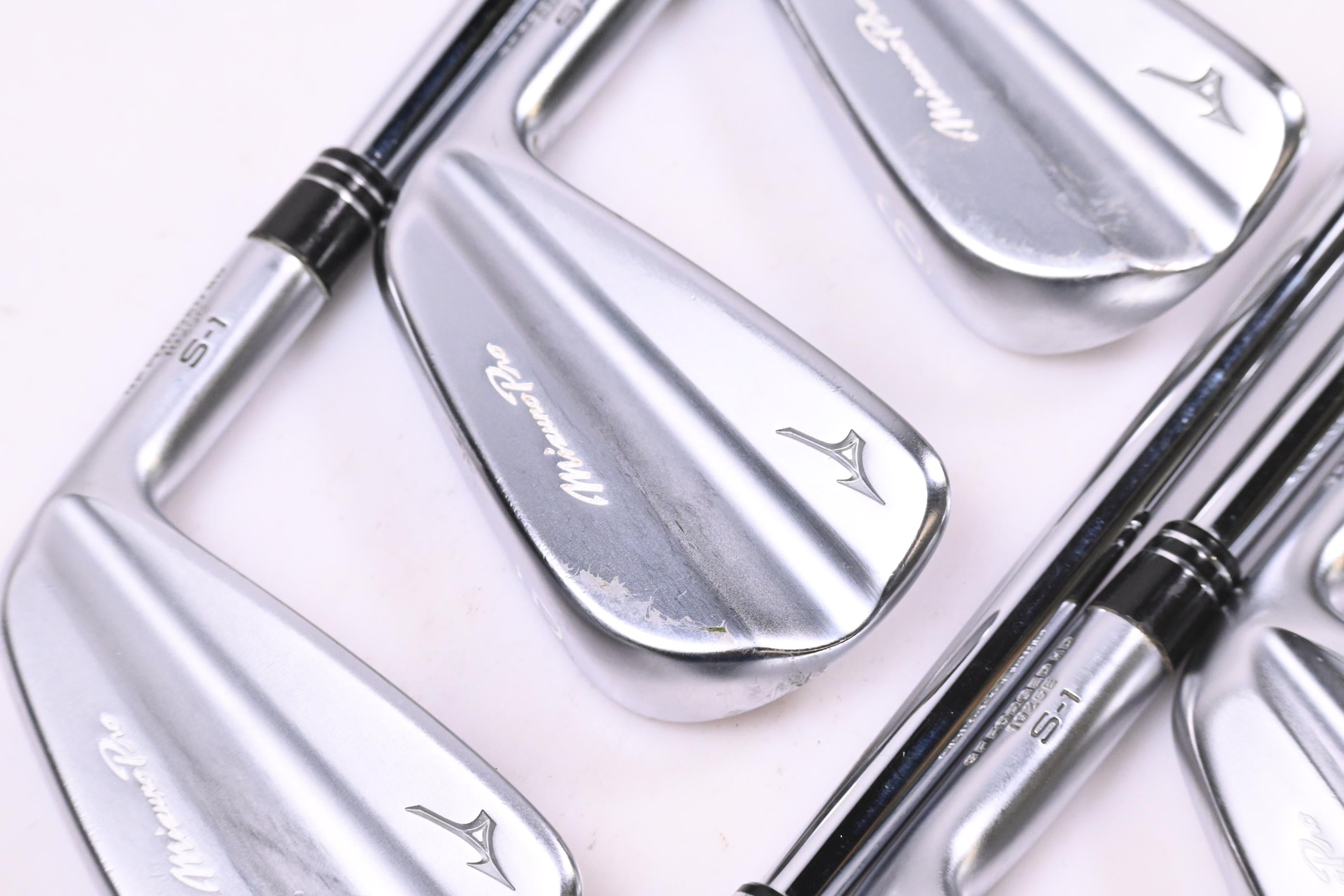 Mizuno Pro S-1 Irons / 4-PW / Stiff Flex Dynamic Gold S300 Shafts
