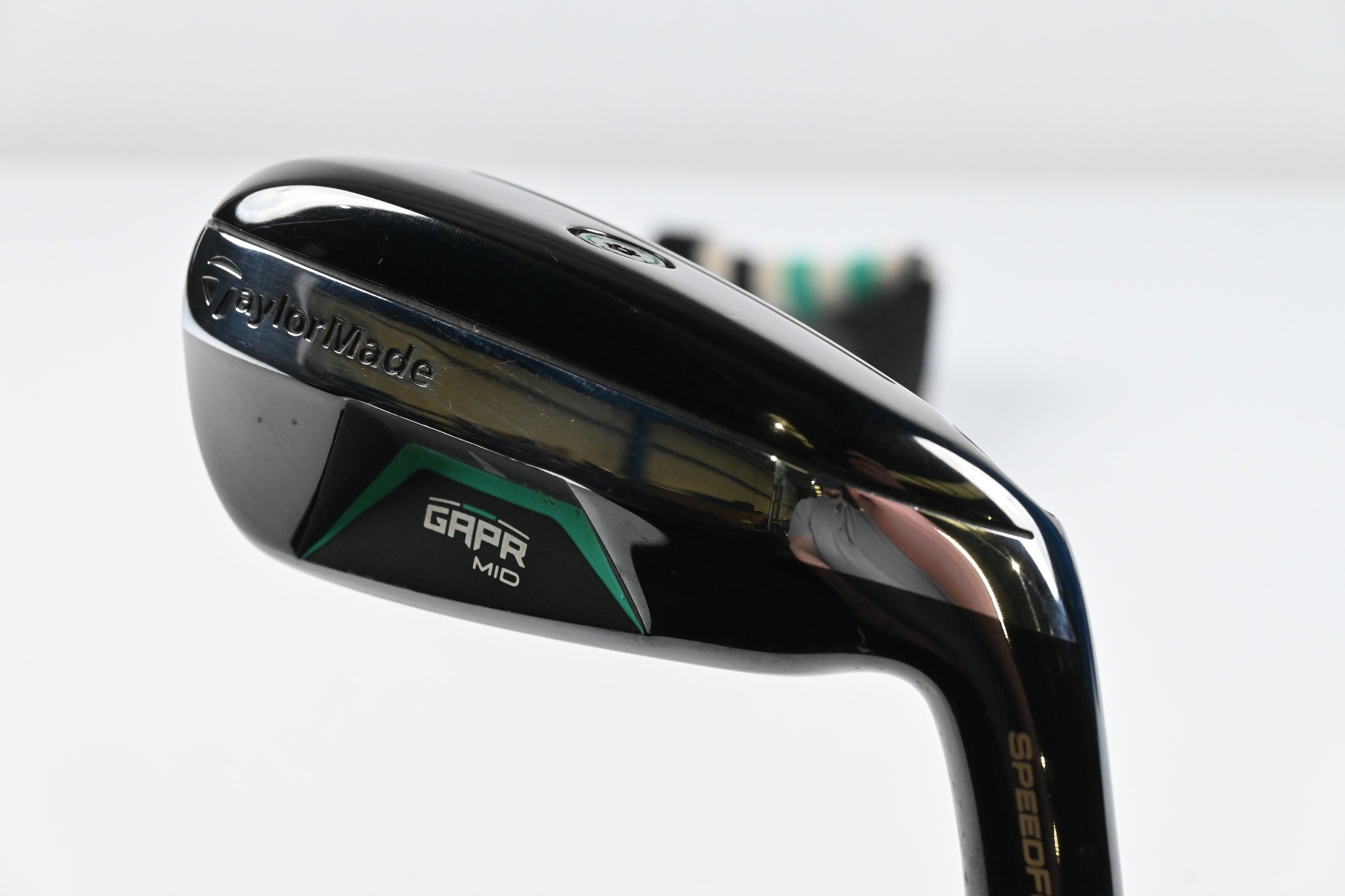 Taylormade GAPR Mid #3 Hybrid / 18 Degree / Stiff Flex KBS Hybrid 80 Shaft