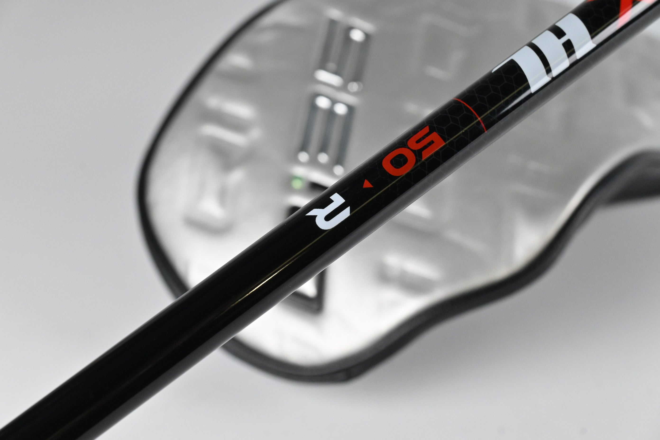 Taylormade Qi35 Driver / 9 Degree / Regular Flex KBS MAX HL 50 Shaft