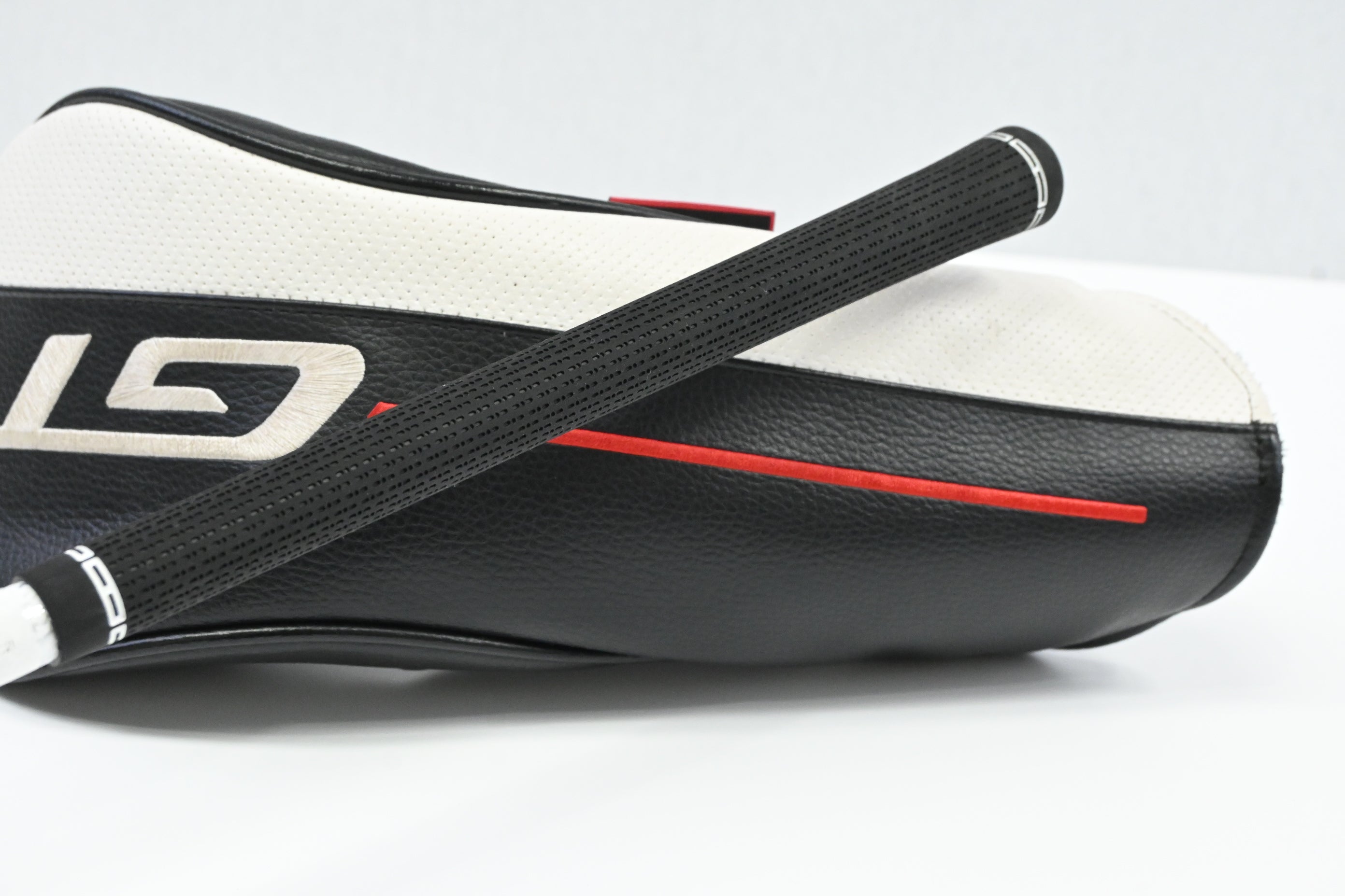 Left Hand Titleist GT2 Driver / 9 Degree / Ladies Flex Denali Red 40 Shaft