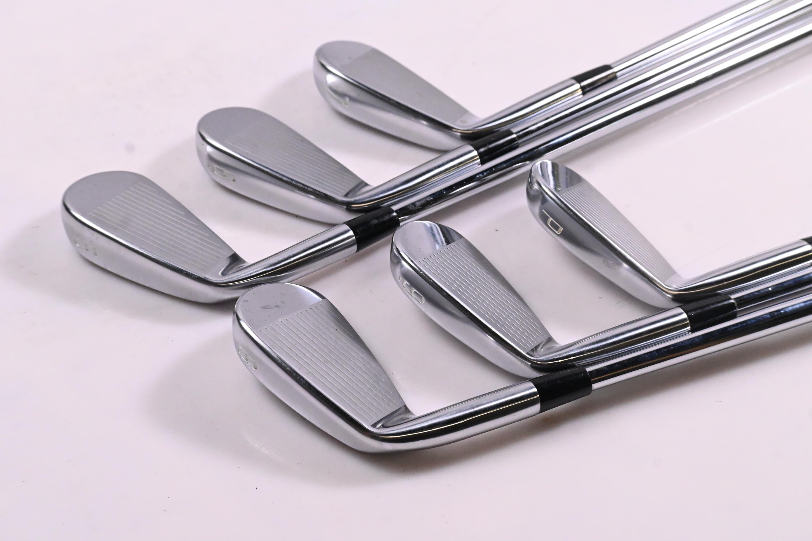 Mizuno Pro M-15 Irons / 5-PW / Regular Flex Dynamic Gold 105 R300 Shafts