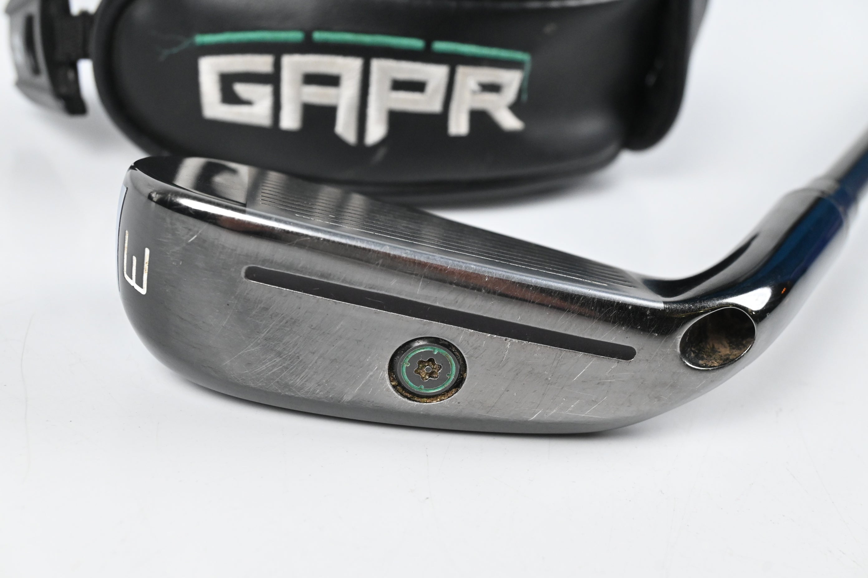 Taylormade GAPR Mid #3 Hybrid / 18 Degree / Stiff Flex KBS Hybrid 80 Shaft