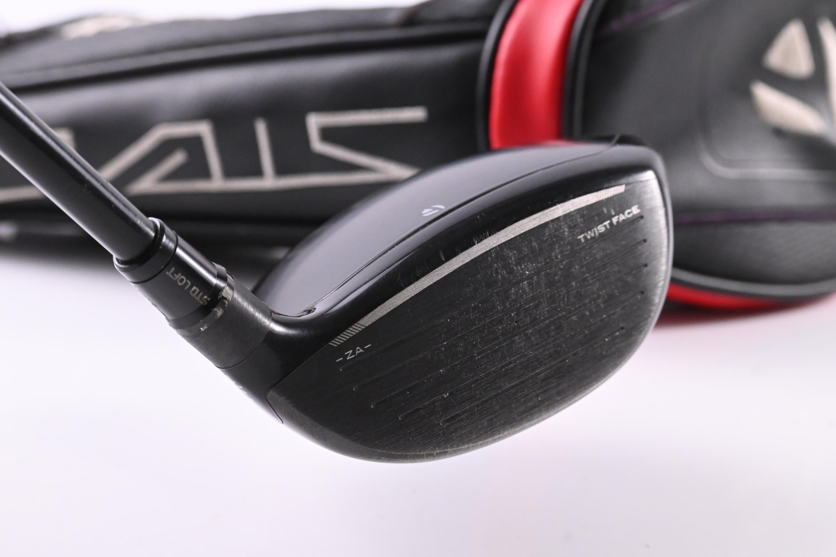 Left Hand Taylormade Stealth Plus #3 Wood / 15 Degree / Regular Flex HZRDUS