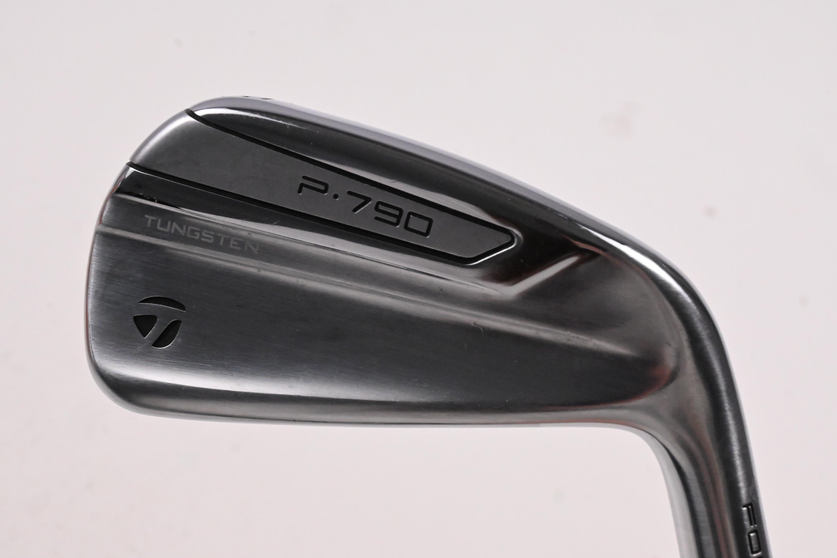 Taylormade P790 UDI 2019 #2 Iron / 17 Degree / Regular Flex KBS Hybrid 70 Shaft