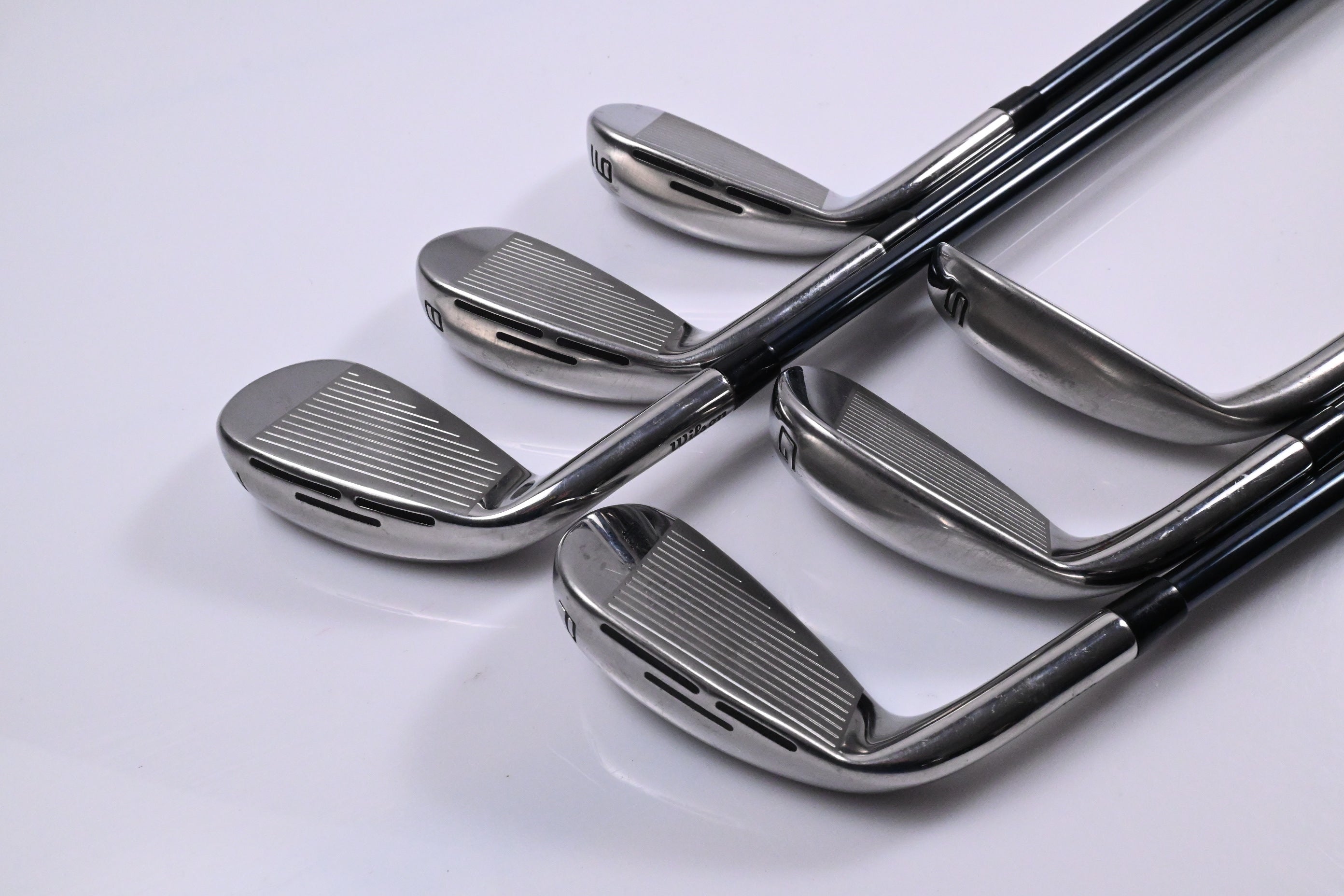 Wilson DYNAPWR Irons / 7-PW+GW+SW / Regular Flex UST Recoil Dart 75 Shafts
