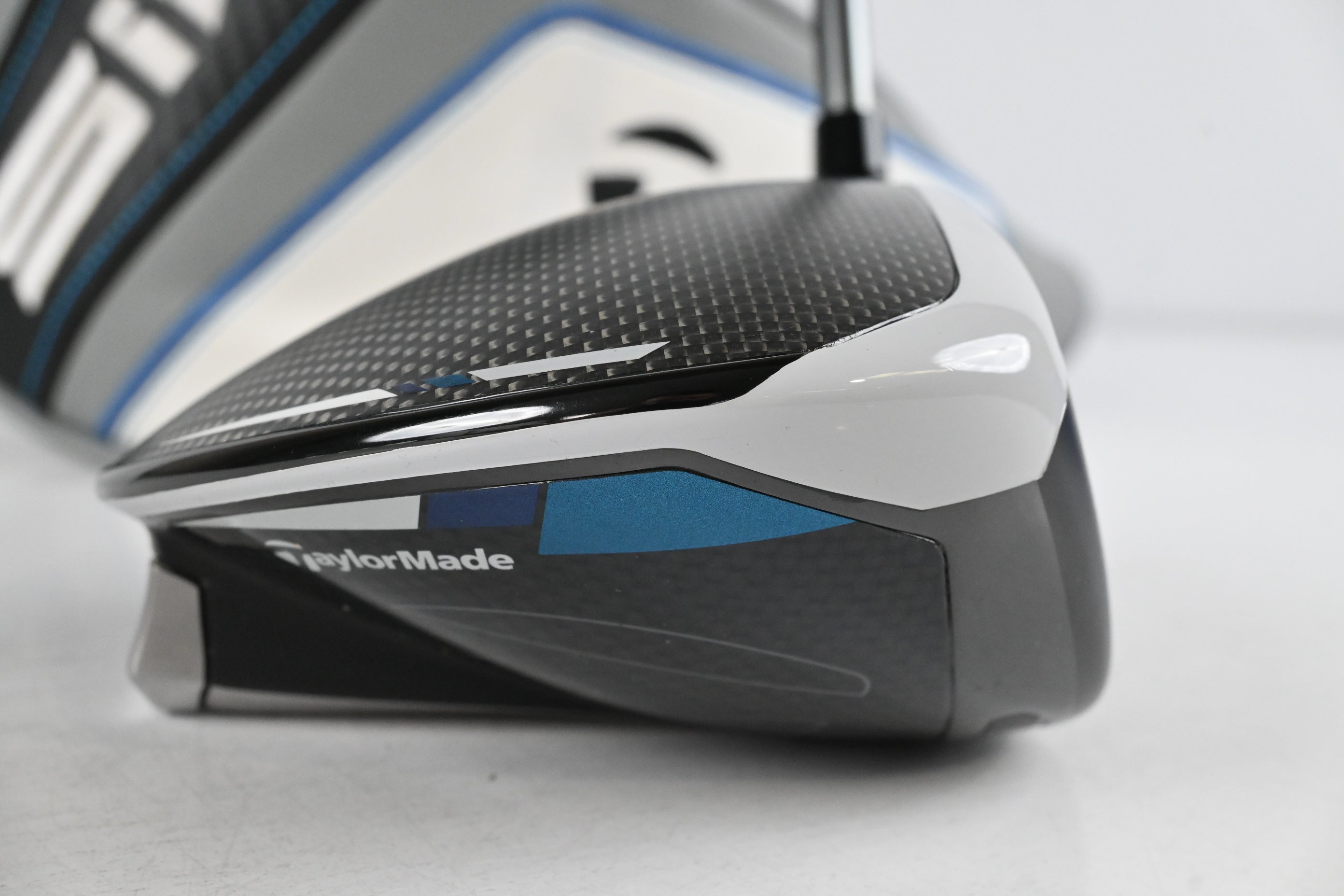 Taylormade SIM Max D Driver / 12 Degree / Regular Flex UST Mamiya Helium 5