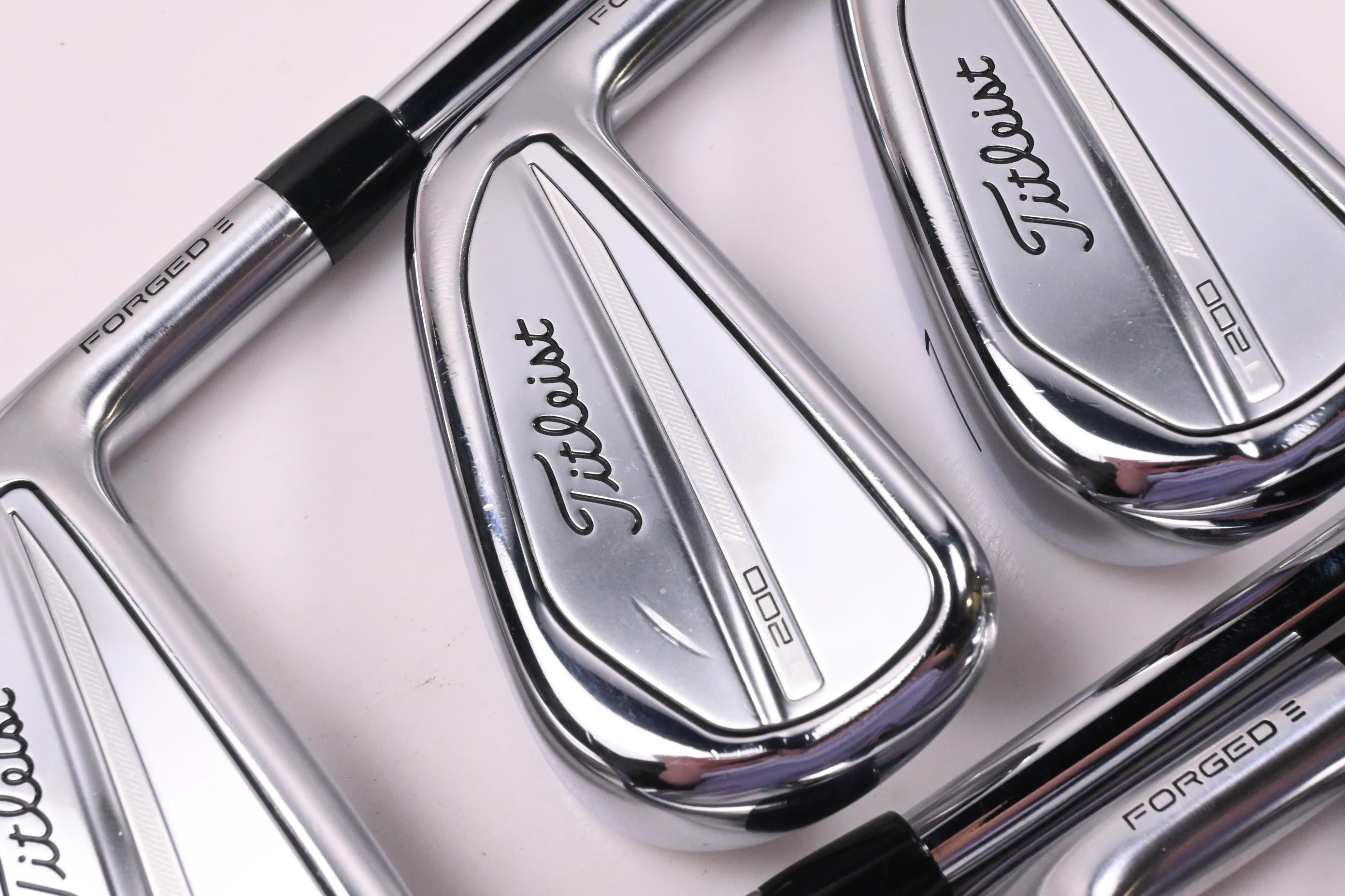 Titleist T200 2023 Irons / 5-PW+48° / Stiff Flex AMT Black S300 Shafts