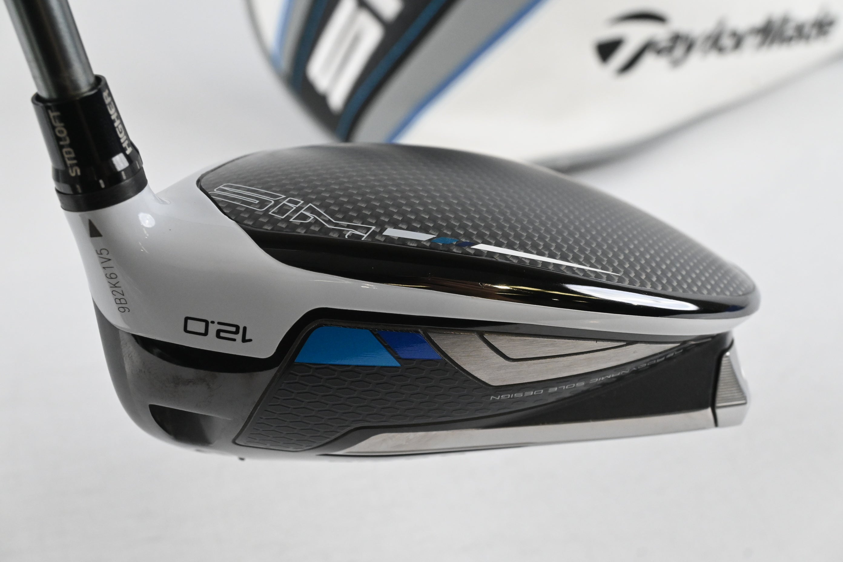 Taylormade SIM Max D Driver / 12 Degree / Regular Flex UST Mamiya Helium 5