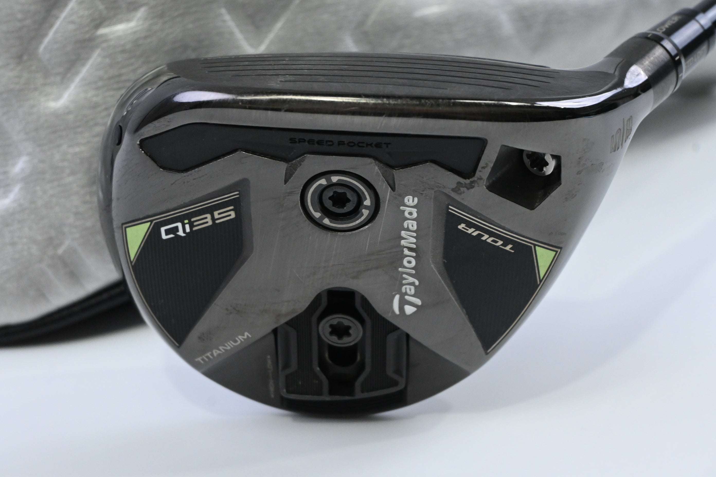 Taylormade Qi35 Tour #5 Wood / 18 Degree / X-Flex Kai'li Blue 70 Shaft