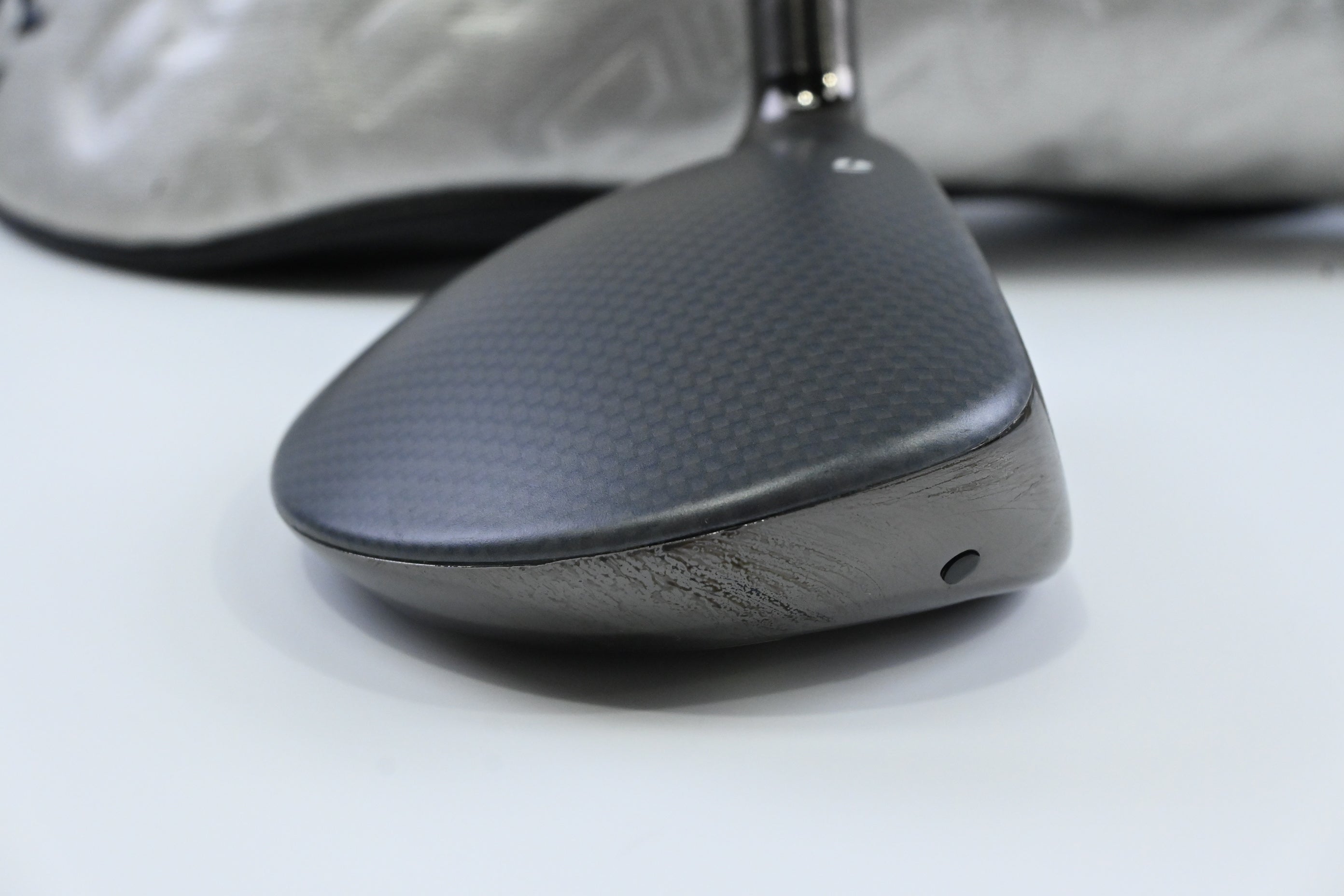 Taylormade Qi35 Tour #5 Wood / 18 Degree / X-Flex Kai'li Blue 70 Shaft