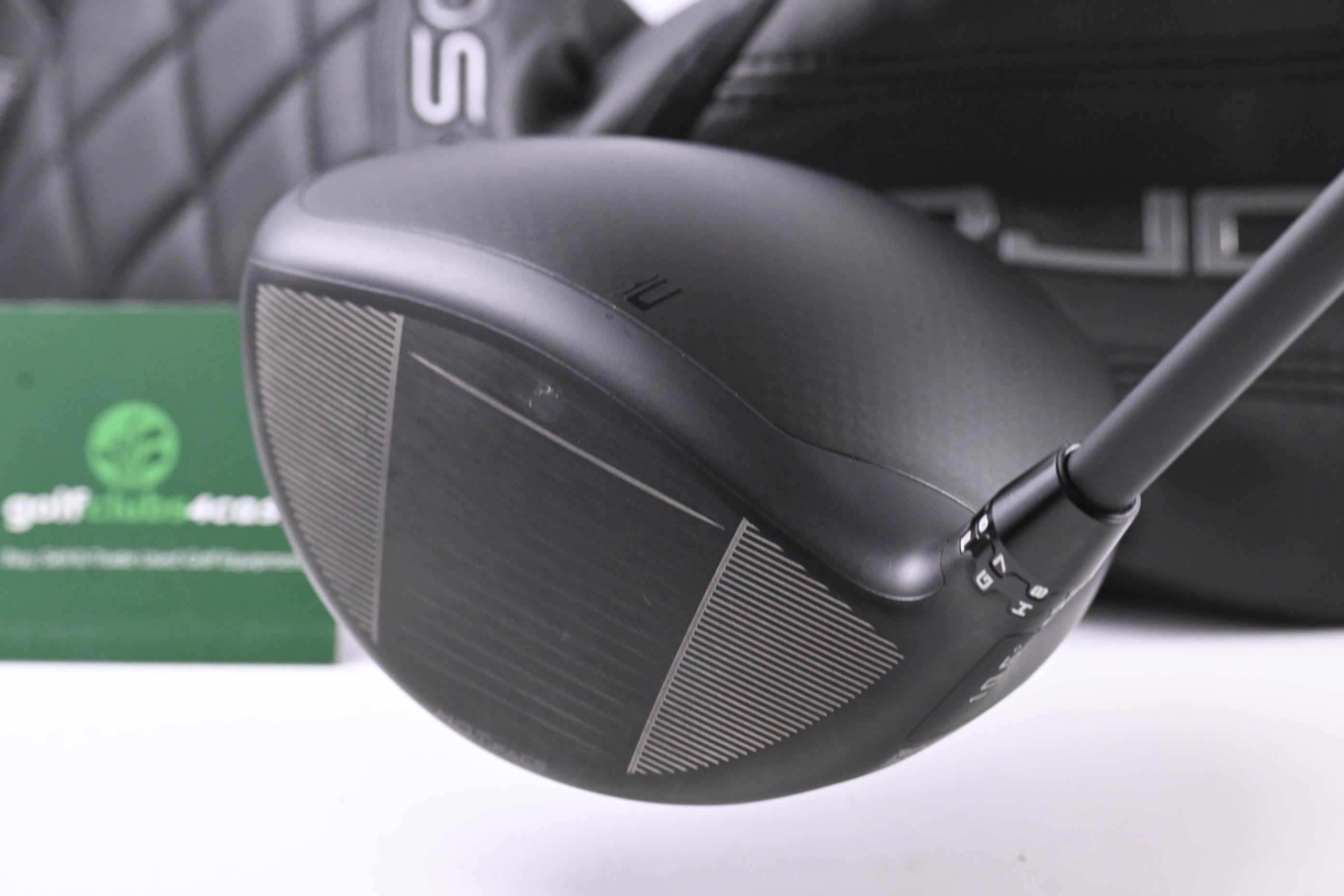 Cobra DS-Adapt X Driver / 10.5 Degree / Regular Flex Vanquish 4 Shaft
