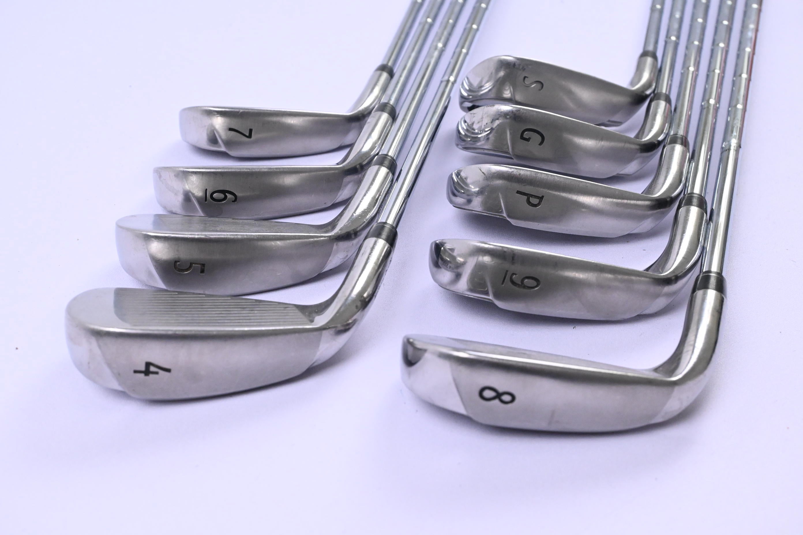 Wilson D100 Irons / 4-PW+GW+SW / Stiff Flex Dynamic Gold S300 Shafts