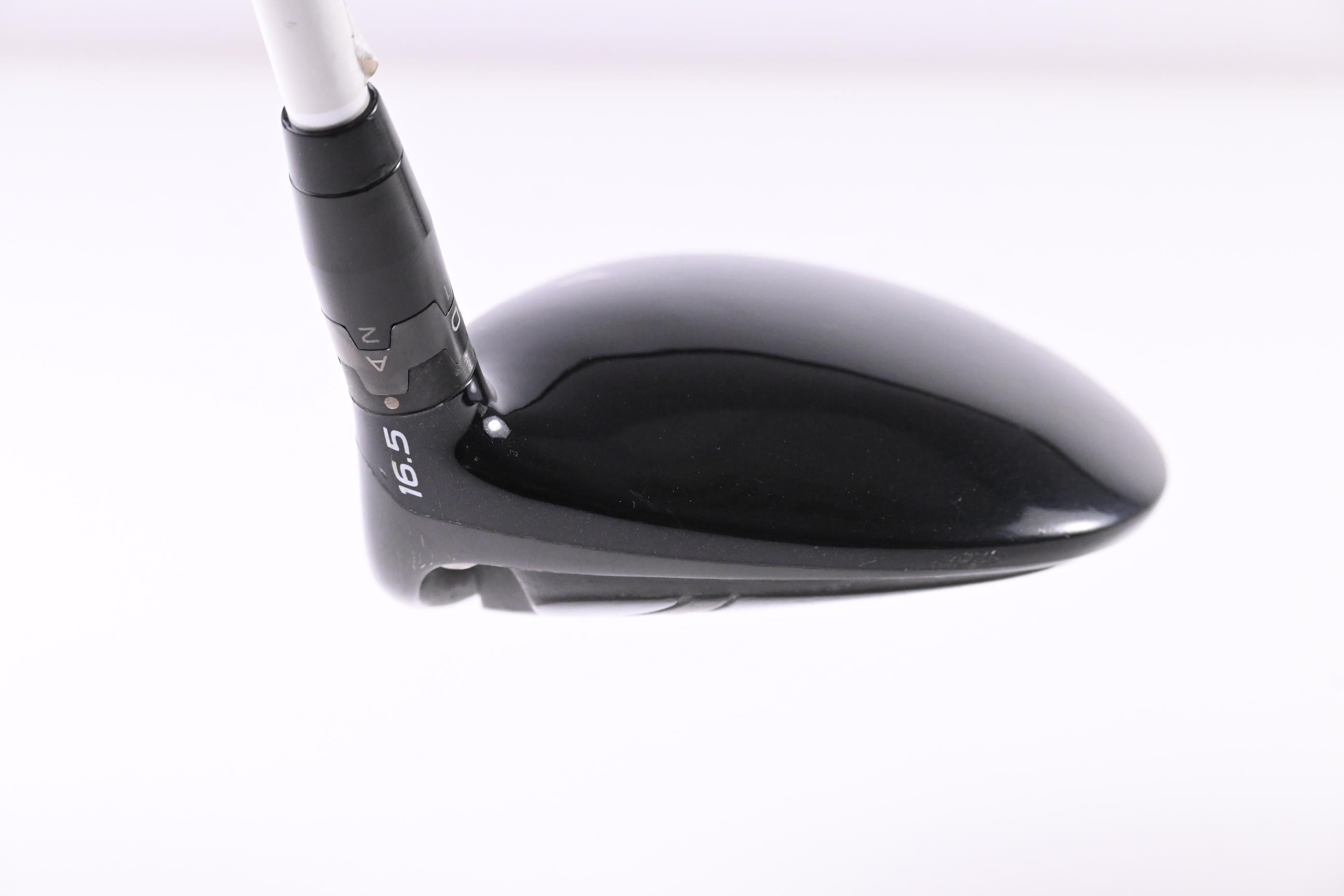 Titleist 915 F #3 Wood / 16.5 Degree / Stiff Flex Aldila Rogue Black 95 MSI 80