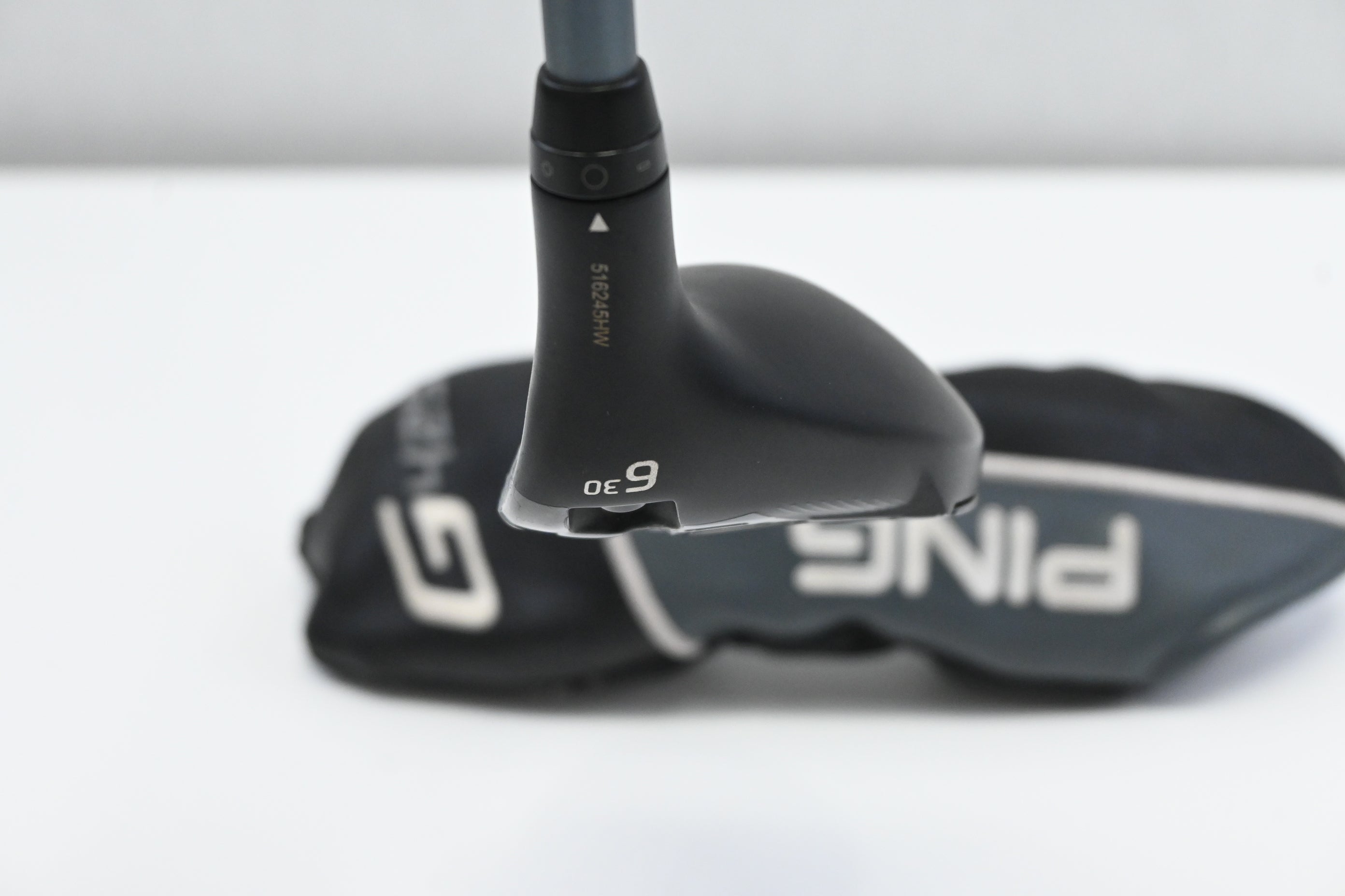 Ping G425 #6 Hybrid / 30 Degree / Senior Flex Ping Alta CB Slate 70 Shaft