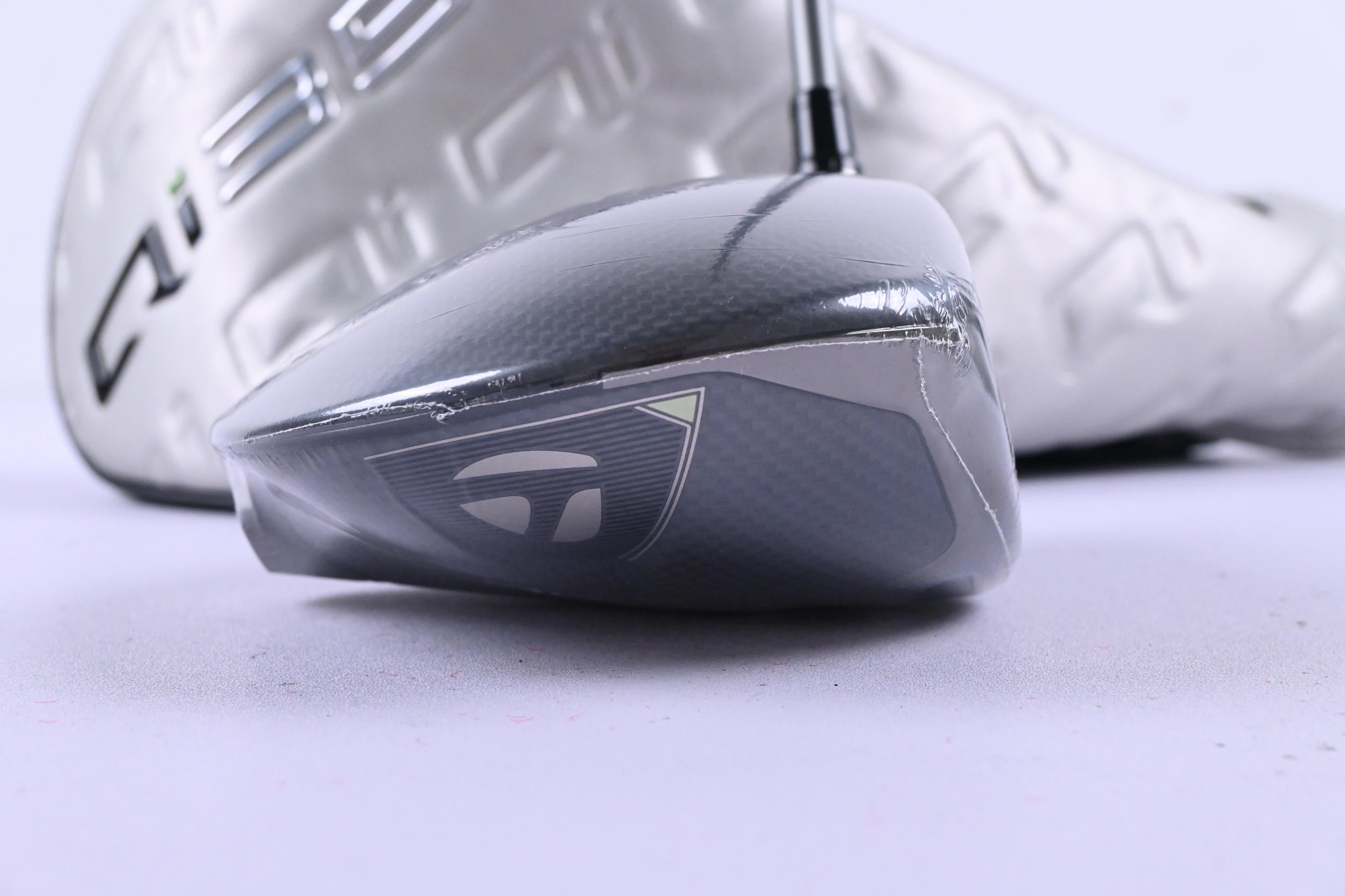 Taylormade Qi35 LS Driver / 9 Degree / Regular Flex Fujikura AirSpeeder 50 Shaft