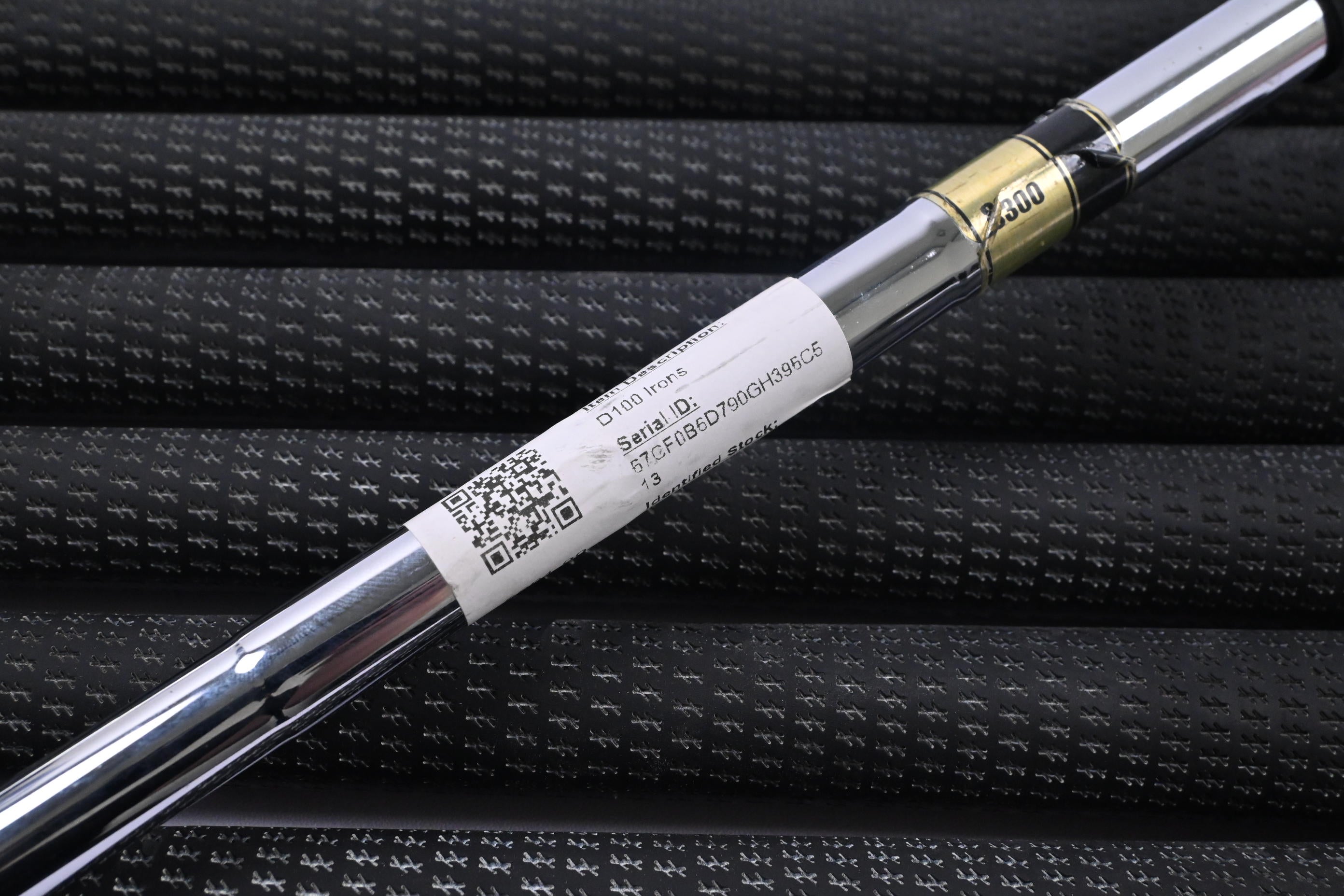 Wilson D100 Irons / 4-PW+GW+SW / Stiff Flex Dynamic Gold S300 Shafts
