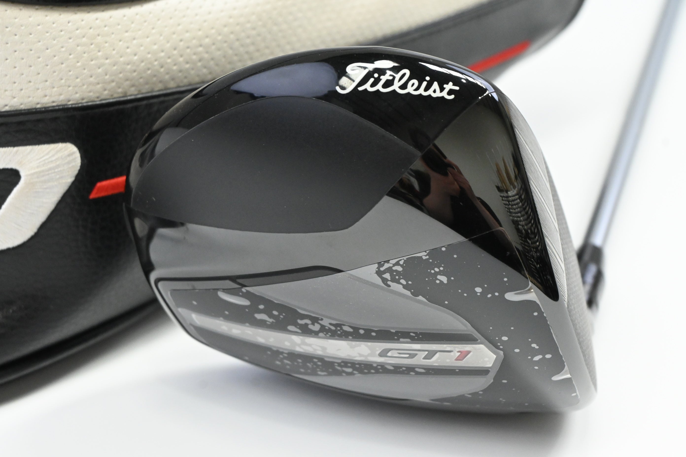 Titleist GT1 Driver / 12 Degree / Regular Flex Fujikura Air Speeder 40 Shaft