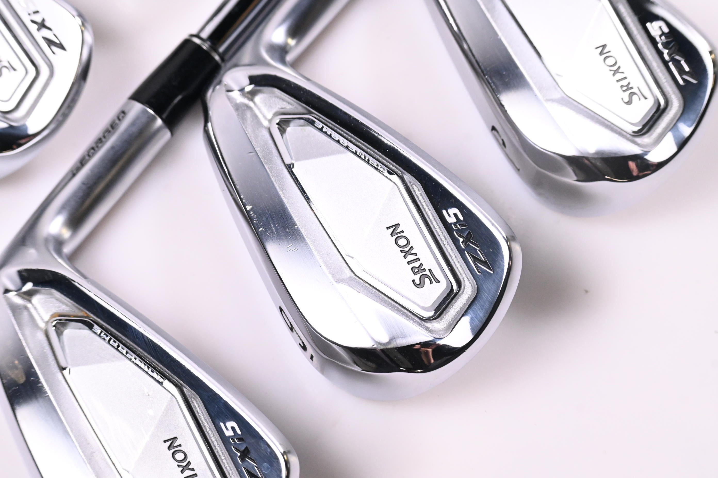 Srixon ZXi5 Irons / 6-PW / Stiff Flex N.S.PRO 950 GH Shafts