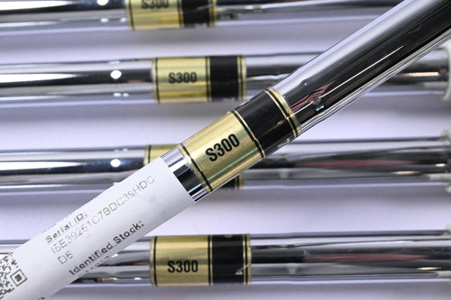 Titleist MB 620 Irons / 5-PW / Stiff Flex Dynamic Gold S300 Shafts