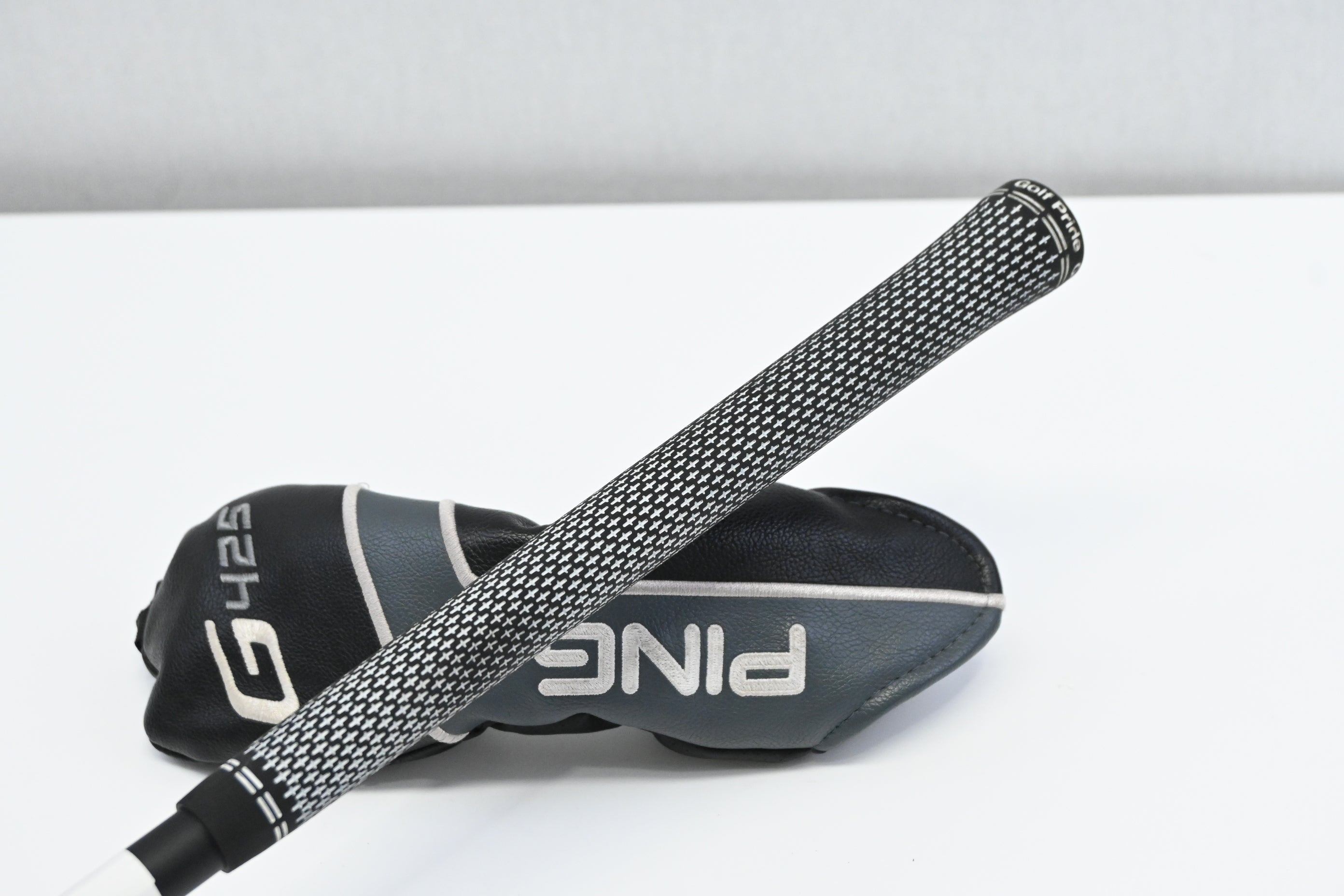 Ping G425 #6 Hybrid / 30 Degree / Senior Flex Ping Alta CB Slate 70 Shaft