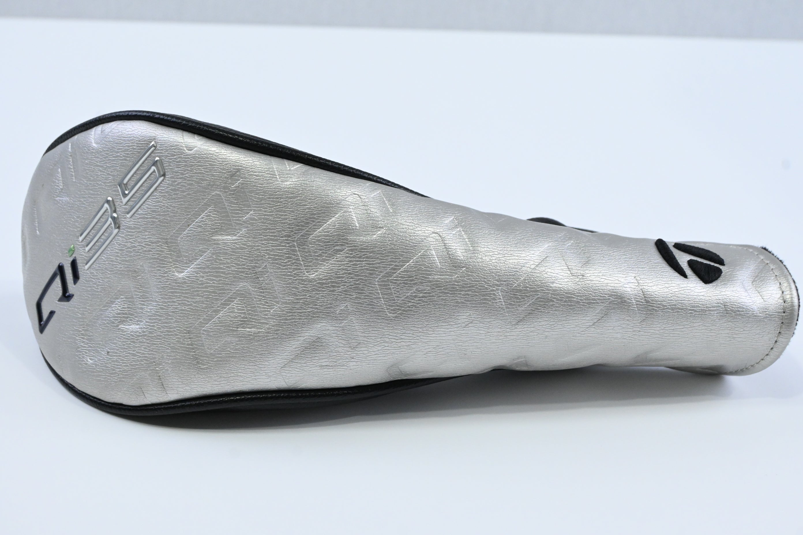 Taylormade Qi35 Tour #5 Wood / 18 Degree / X-Flex Kai'li Blue 70 Shaft