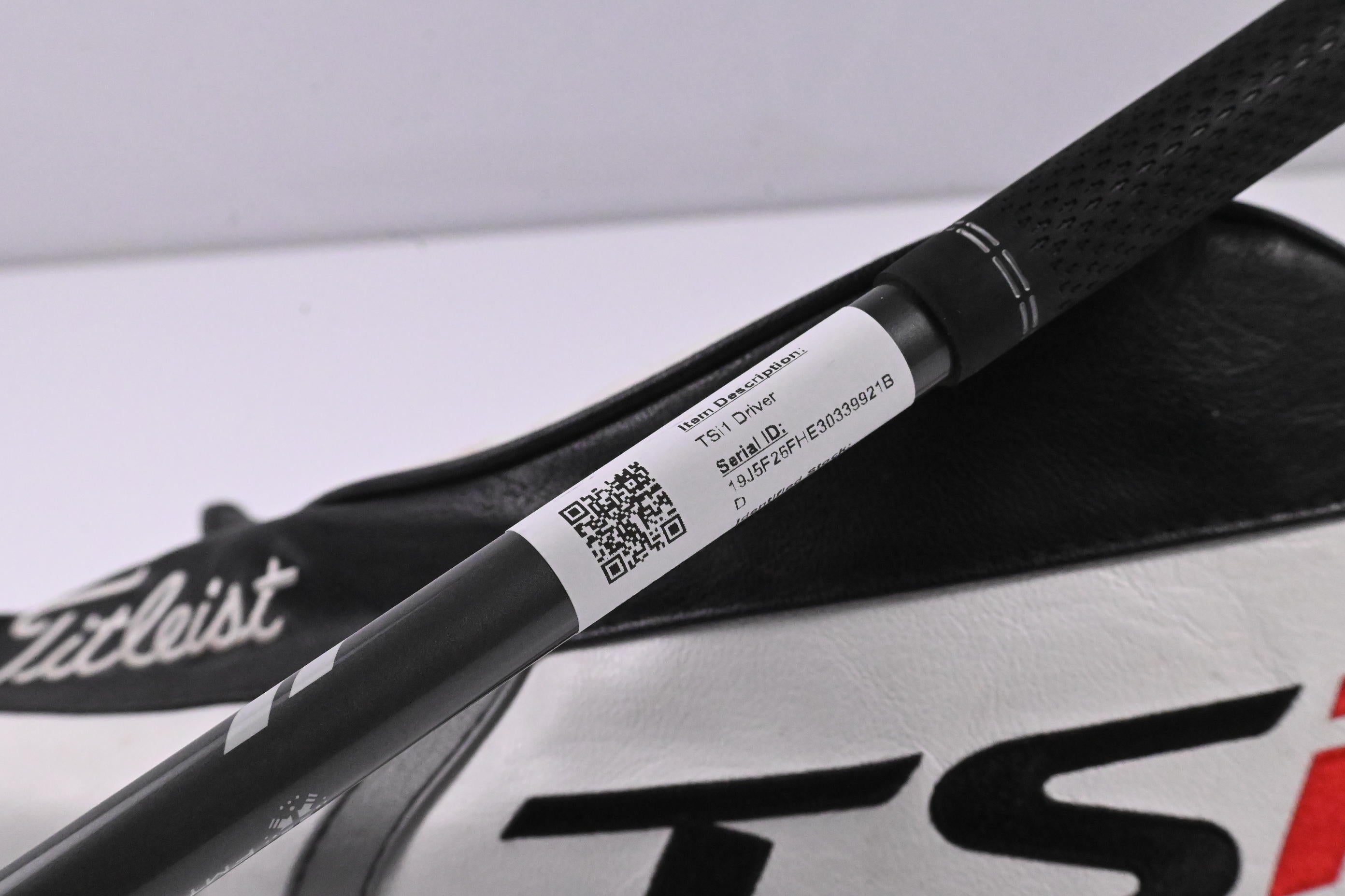 Titleist TSi1 Driver / 9 Degree / Regular Flex Aldila Ascent UL 40 Shaft