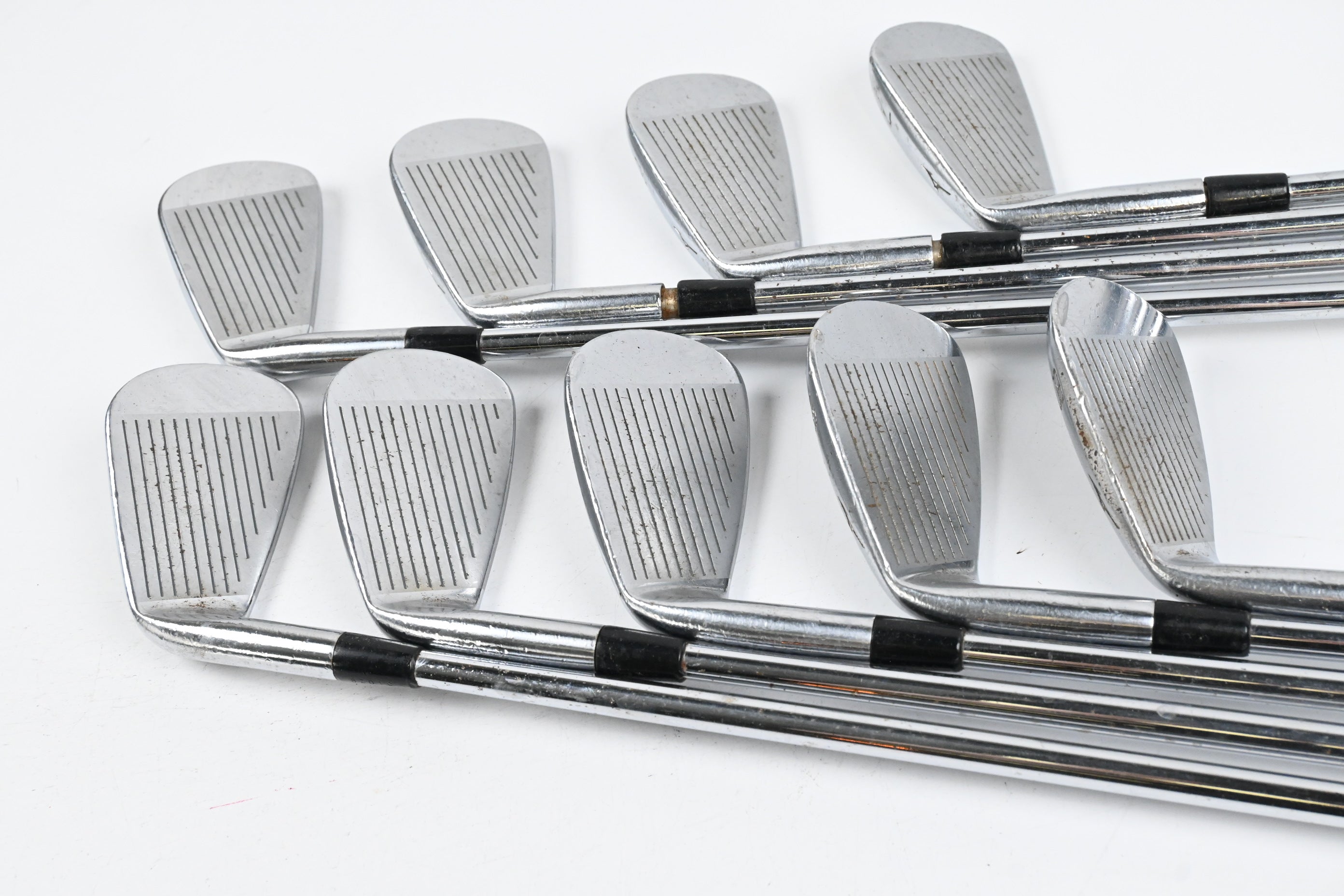 Mizuno MX-200 Irons / 4-PW+SW+LW / Regular Flex Dynalite Gold R300 Steel Shaft