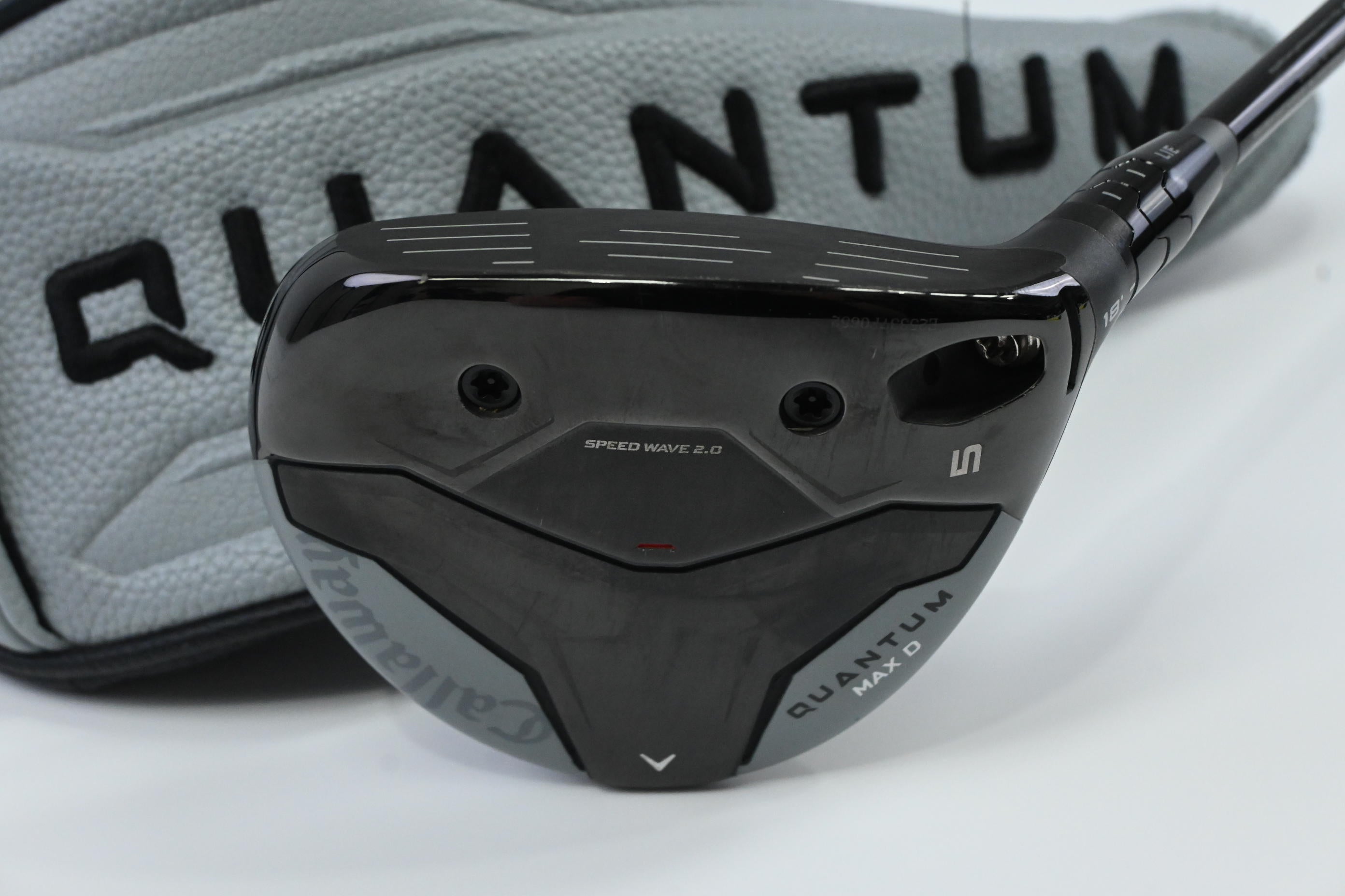 Callaway Quantum Max D #5 Wood / 18 Degree / Regular Flex Denali Frost Silver 60