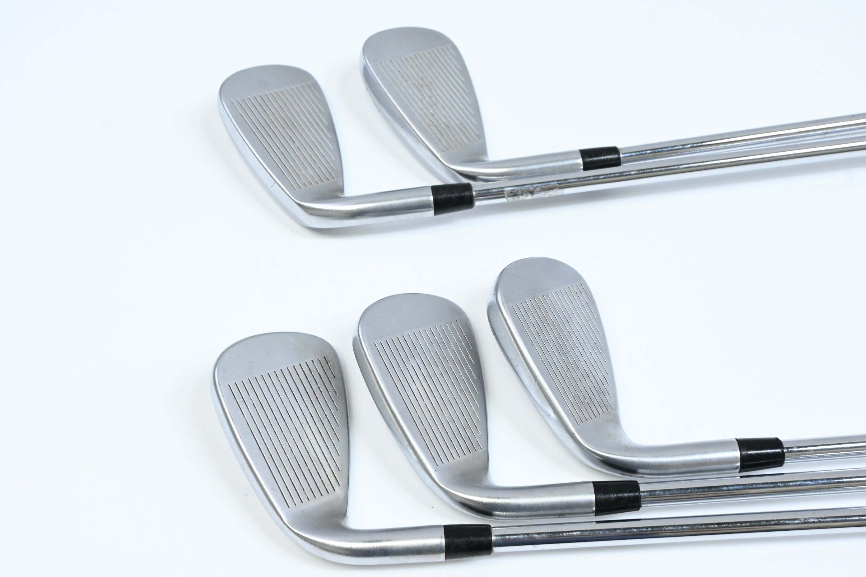 Cleveland Launcher UHX Irons / 6-PW / Regular Flex Dynamic Gold R300 DST 98