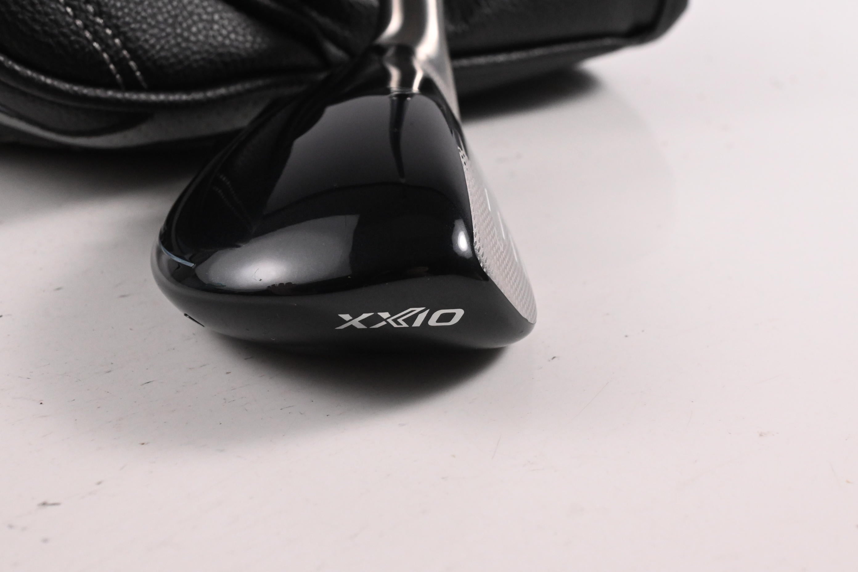 XXIO 14 #6 Hybrid / 26 Degree / Regular Flex XXIO MP 1400 Shaft