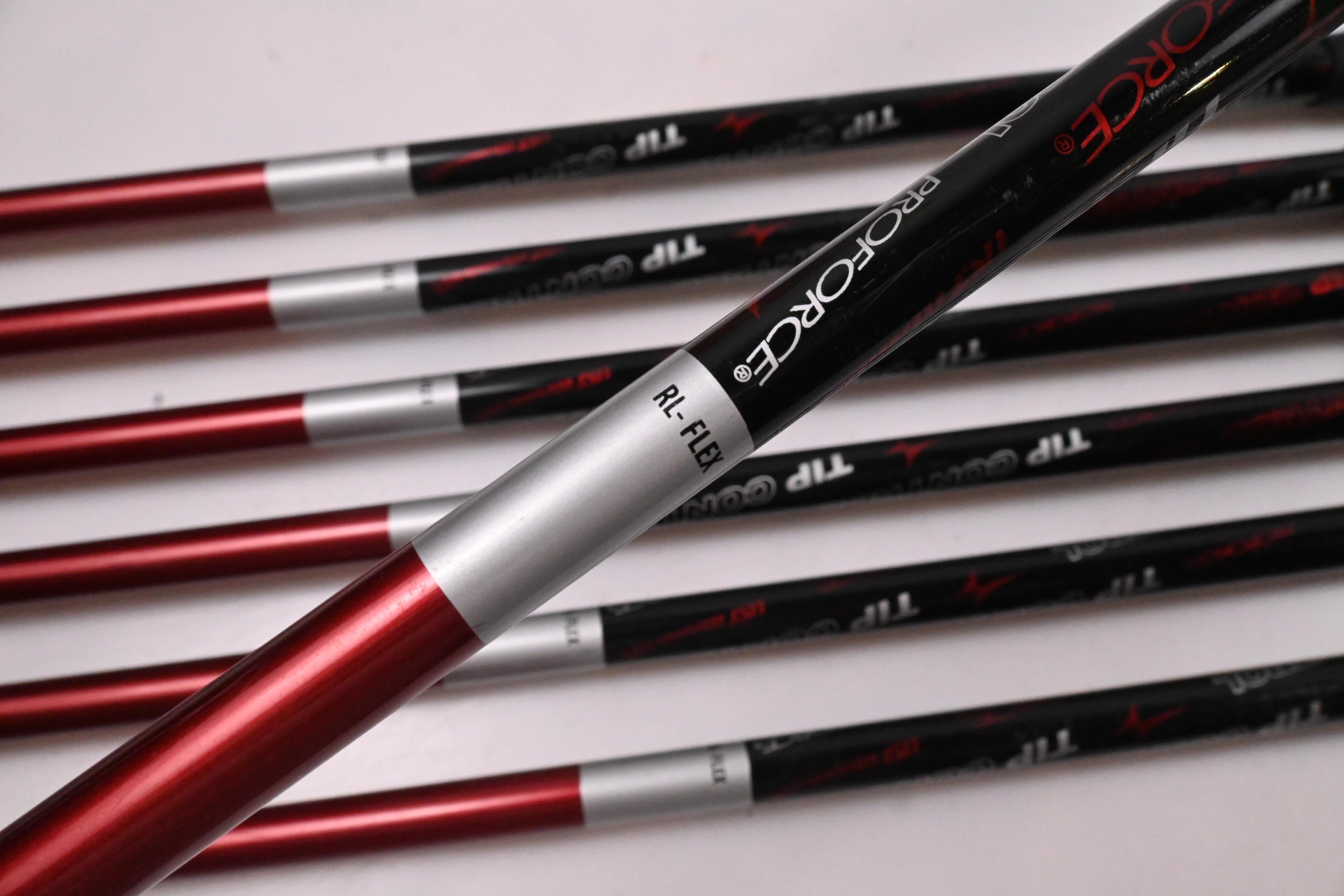 Left Hand Wilson Di11 Irons / 5-PW+SW / Regular Flex UST ProForce 65 Shafts