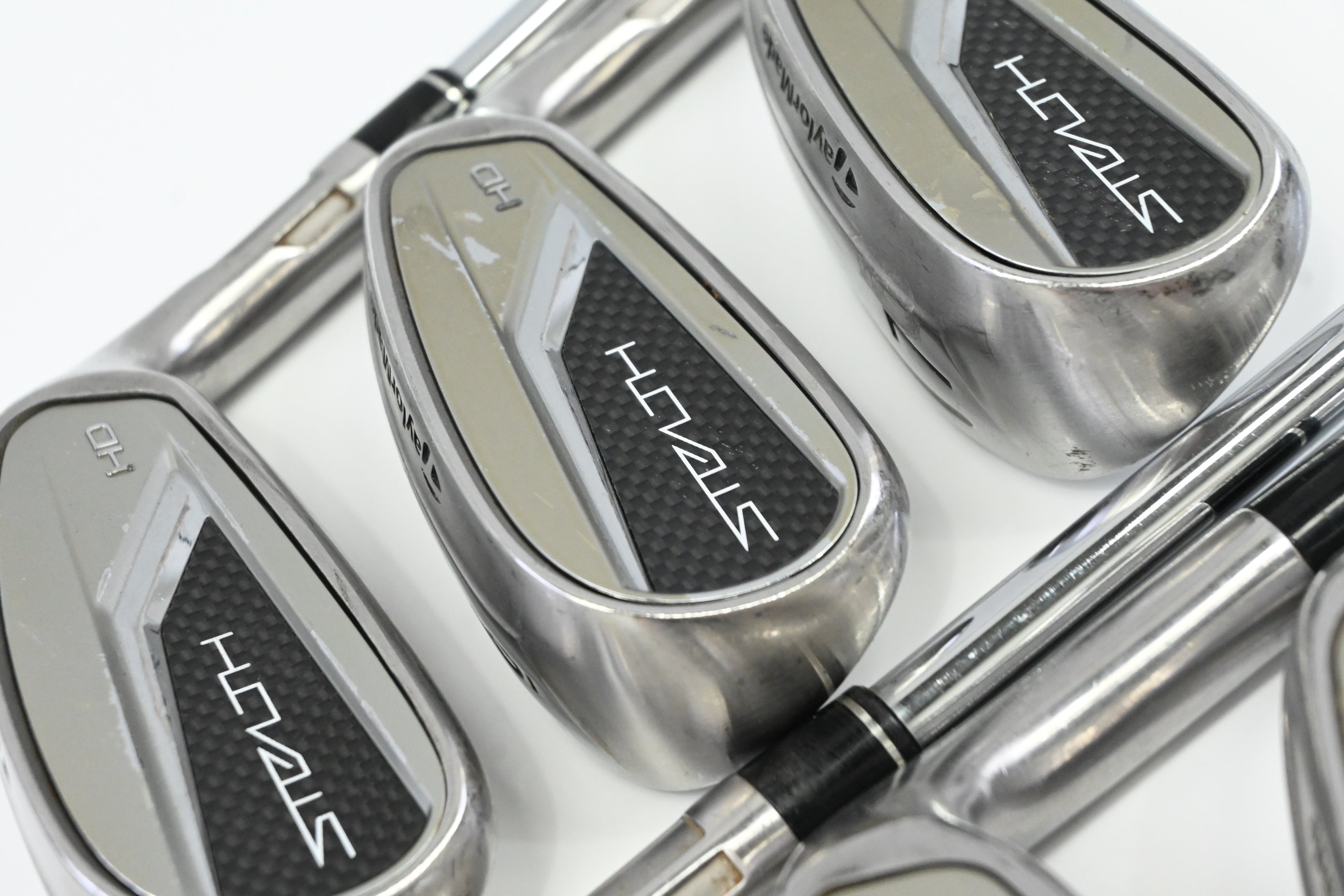 Taylormade Stealth HD Irons / 5-PW / Regular Flex KBS Max MT 85 Shaft