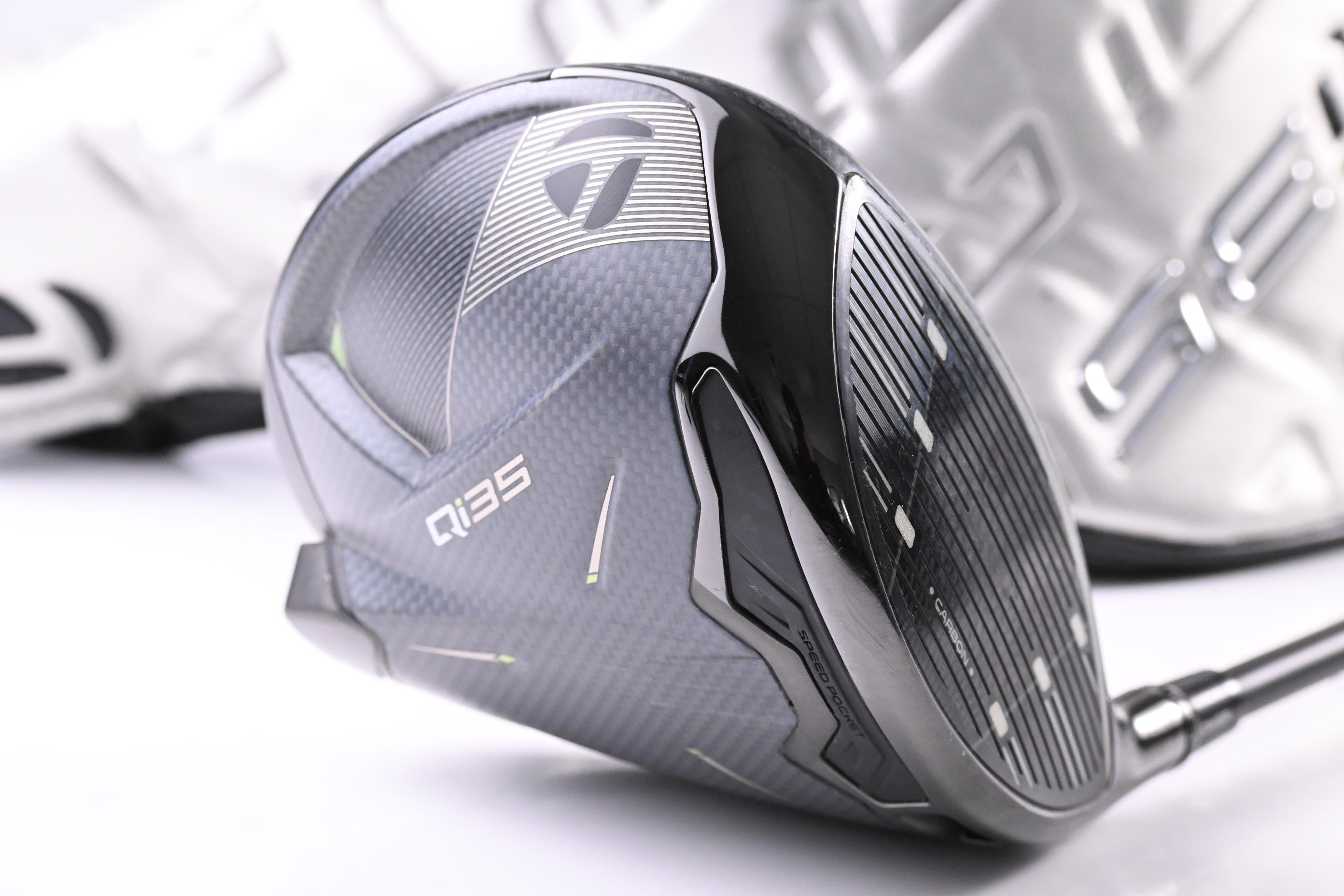 Taylormade Qi35 Max Driver / 10.5 Degree / Stiff Flex Fujikura Ventus Blue '25 5