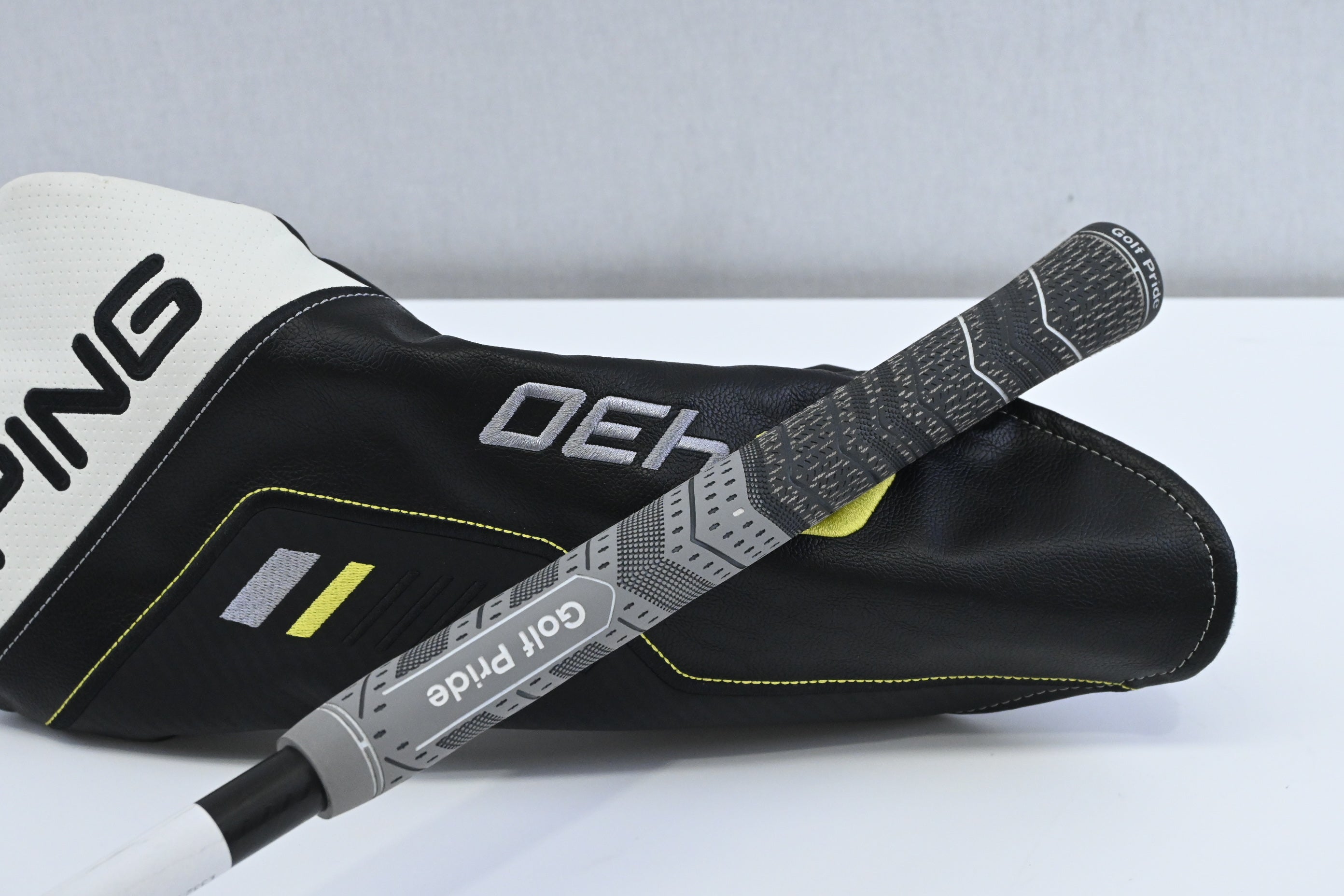 Ping G430 Max Driver / 10.5 Degree / Stiff Flex Ping Tour 2.0 Black 65 Shaft