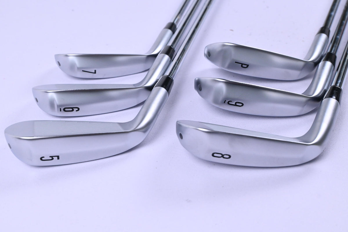 Srixon ZXi4 Irons / 5-PW / Regular Flex KBS Tour Lite Shafts